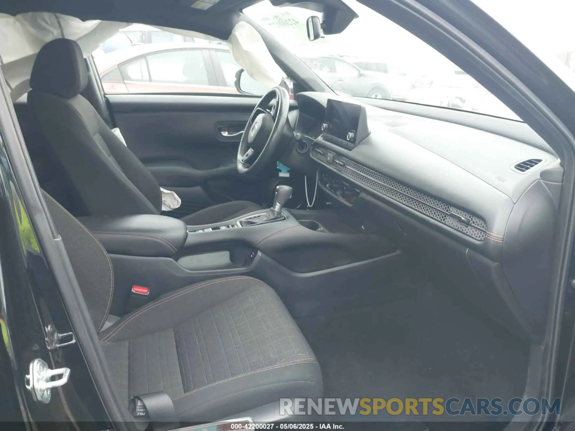 5 Photograph of a damaged car 3CZRZ1H57RM746324 HONDA HR-V 2024