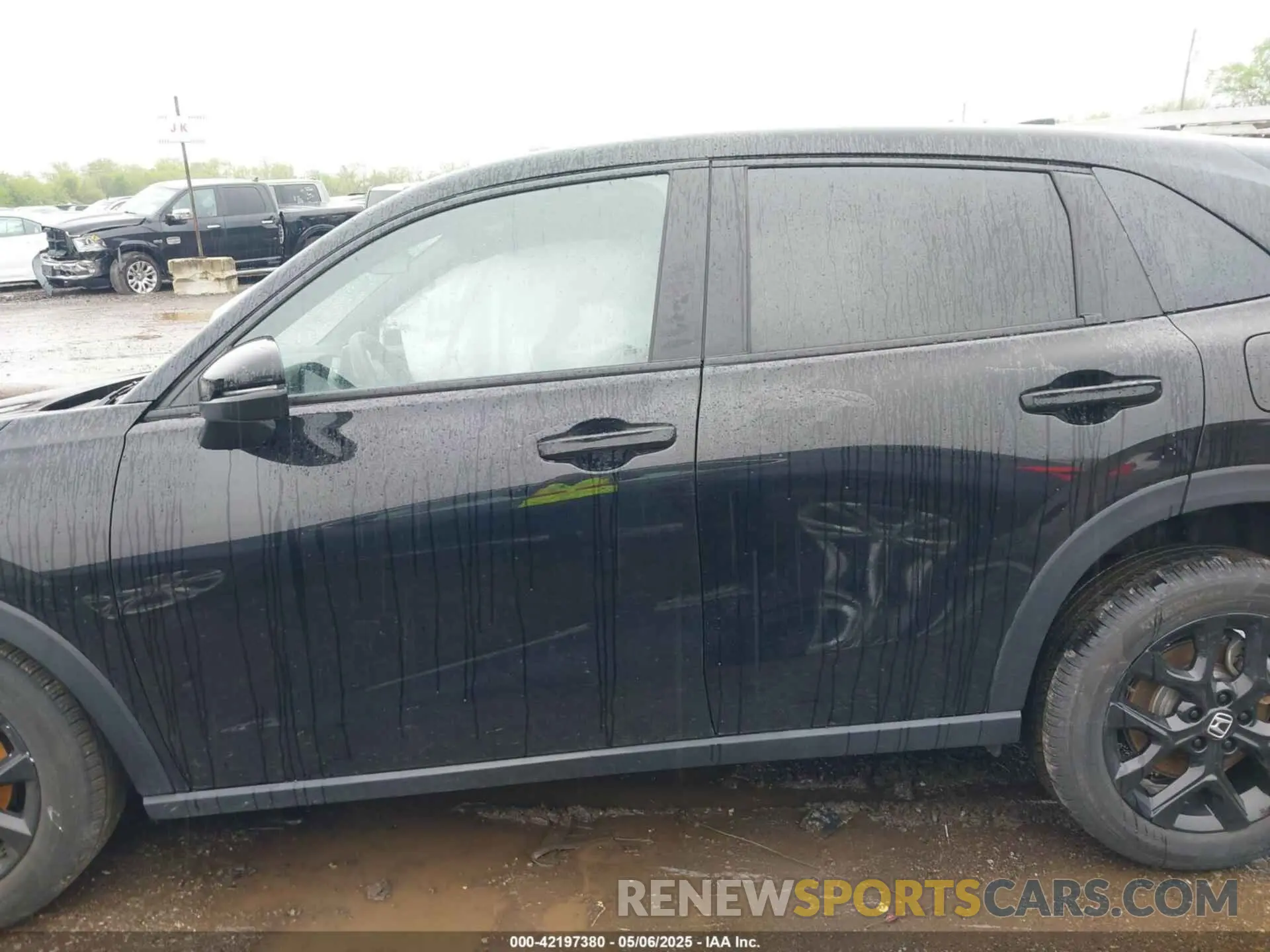 14 Фотография поврежденного автомобиля 3CZRZ1H57RM750003 HONDA HR-V 2024