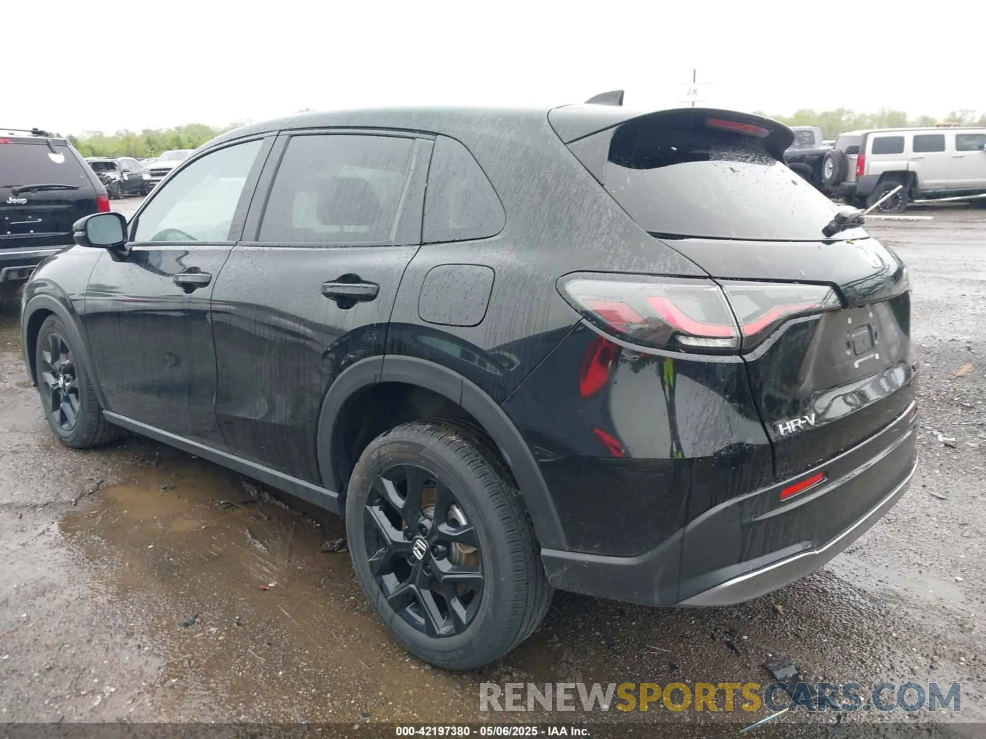3 Фотография поврежденного автомобиля 3CZRZ1H57RM750003 HONDA HR-V 2024