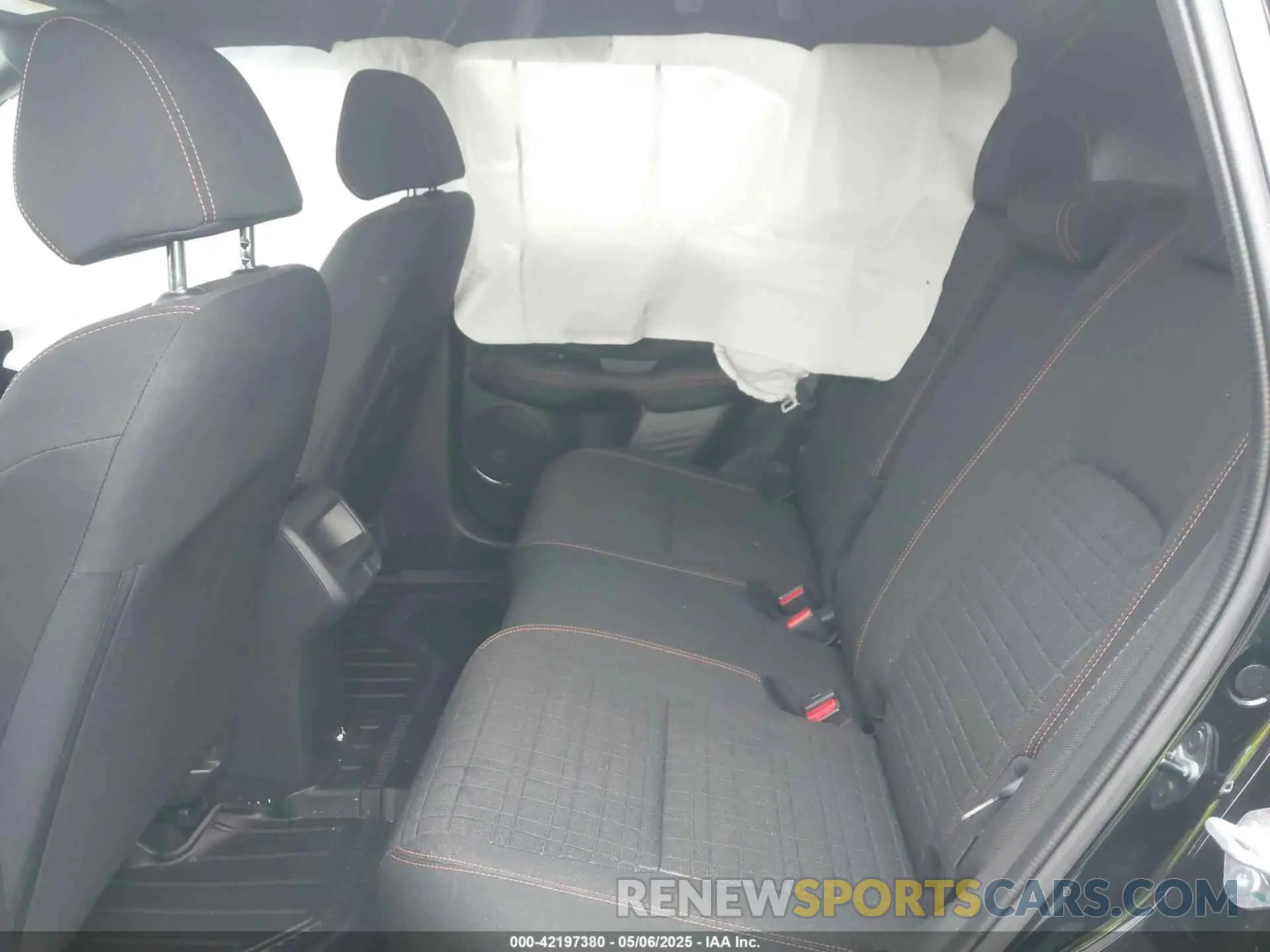 8 Фотография поврежденного автомобиля 3CZRZ1H57RM750003 HONDA HR-V 2024
