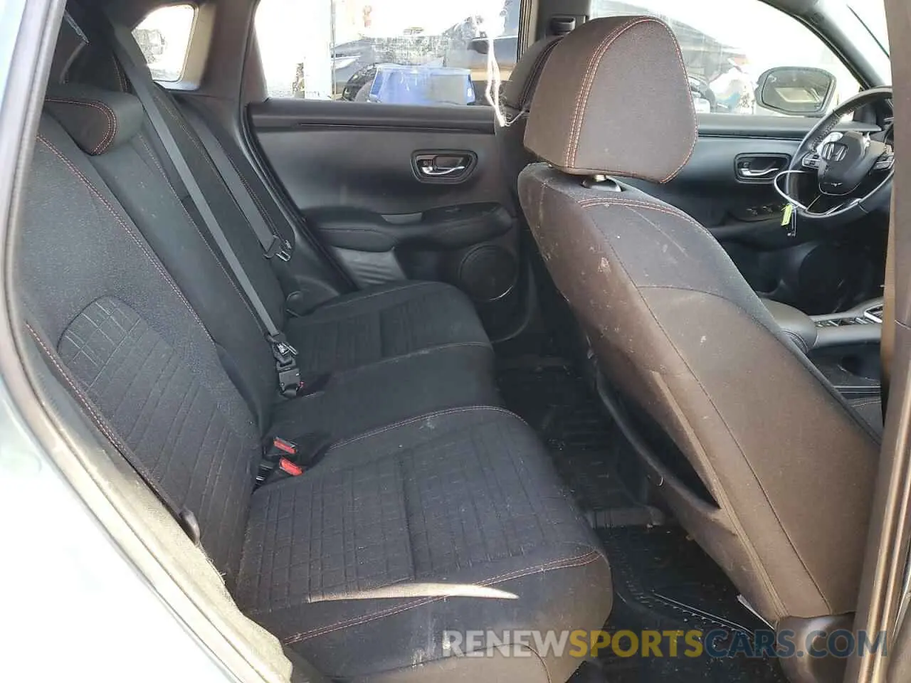 10 Фотография поврежденного автомобиля 3CZRZ1H57RM752768 HONDA HR-V 2024