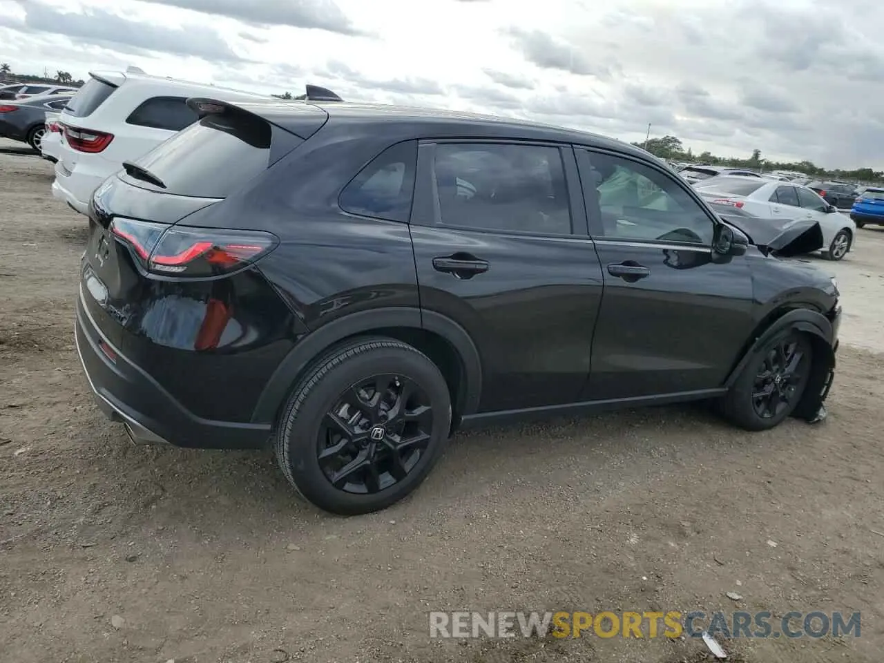 3 Фотография поврежденного автомобиля 3CZRZ1H57RM755590 HONDA HR-V 2024