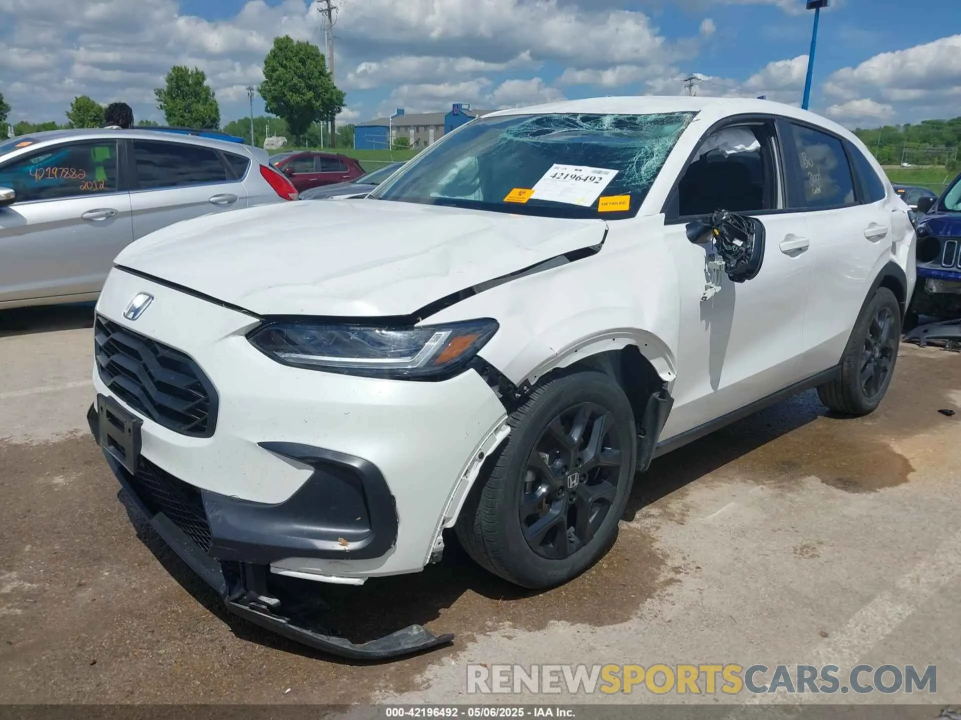 2 Photograph of a damaged car 3CZRZ1H57RM761566 HONDA HR-V 2024
