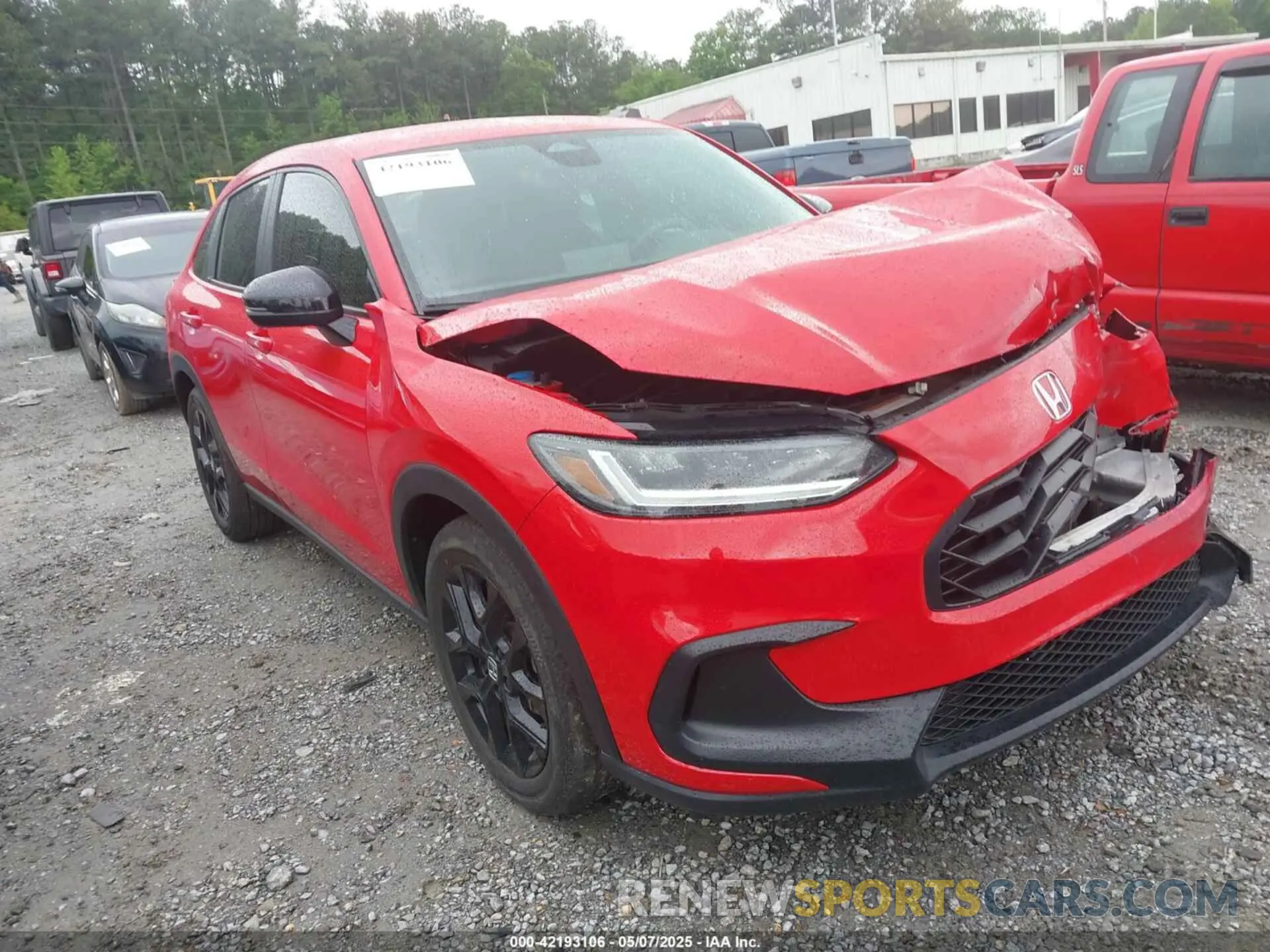 1 Photograph of a damaged car 3CZRZ1H58RM709931 HONDA HR-V 2024