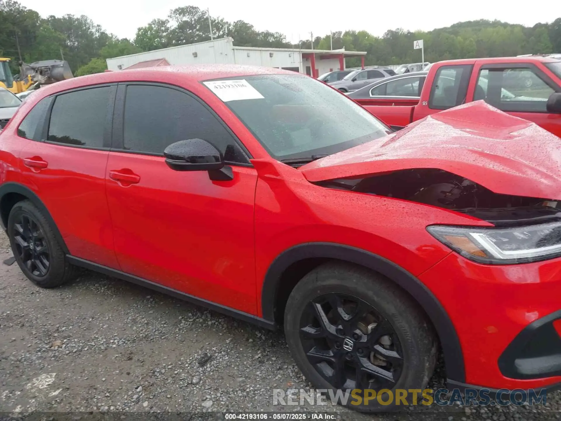13 Photograph of a damaged car 3CZRZ1H58RM709931 HONDA HR-V 2024