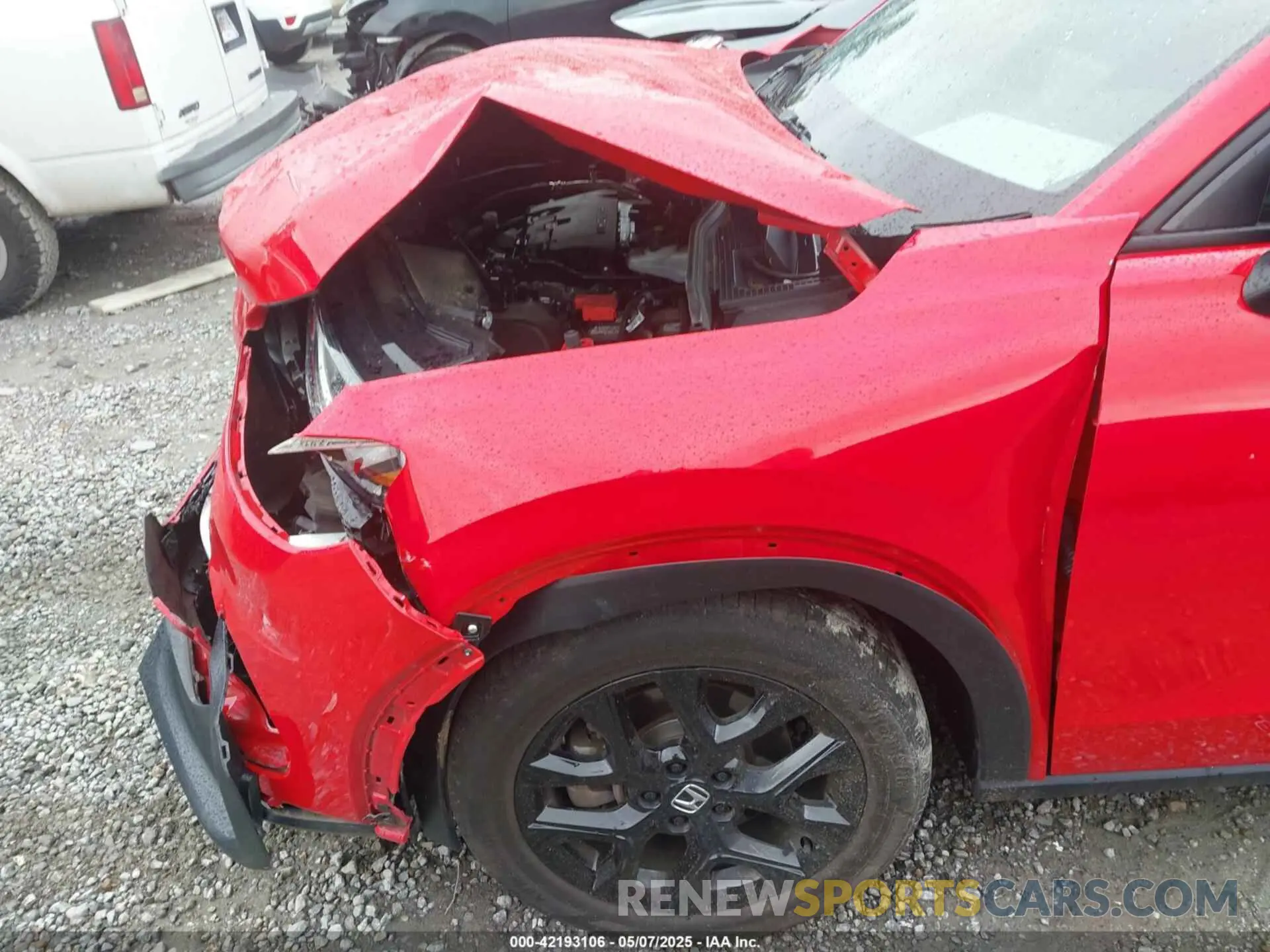 6 Photograph of a damaged car 3CZRZ1H58RM709931 HONDA HR-V 2024