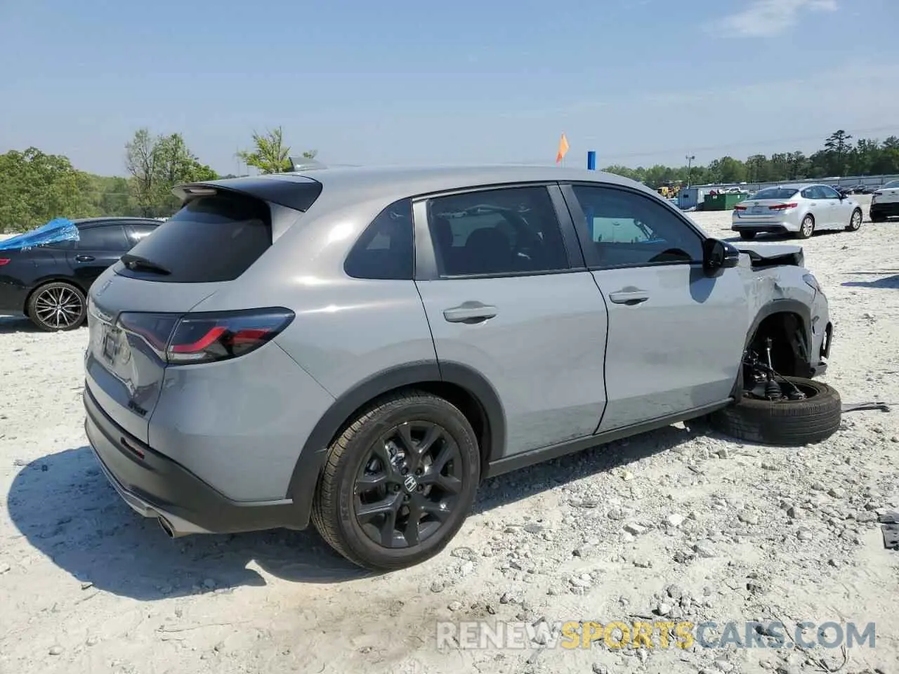 3 Photograph of a damaged car 3CZRZ1H58RM730410 HONDA HR-V 2024