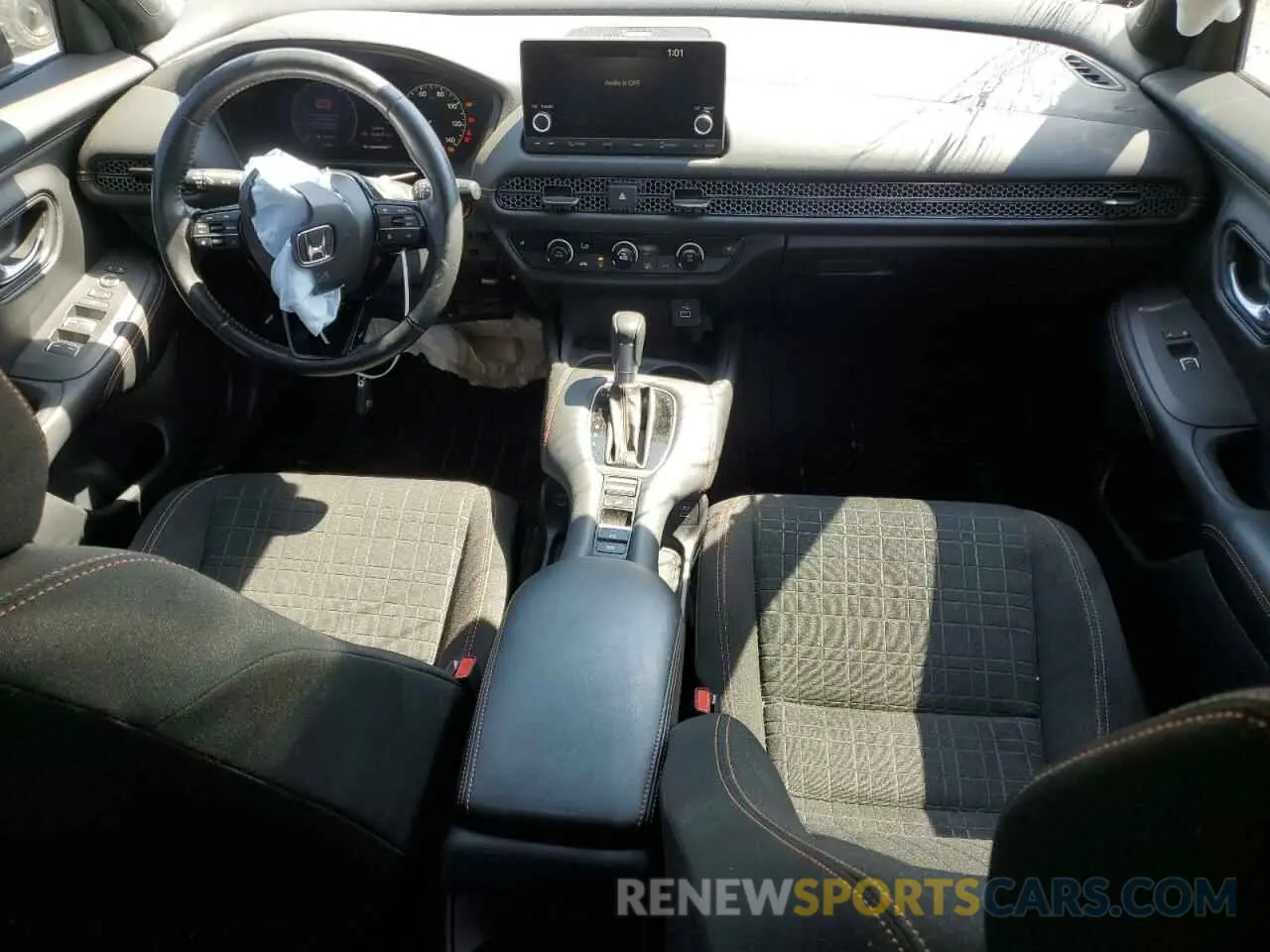8 Photograph of a damaged car 3CZRZ1H58RM730410 HONDA HR-V 2024
