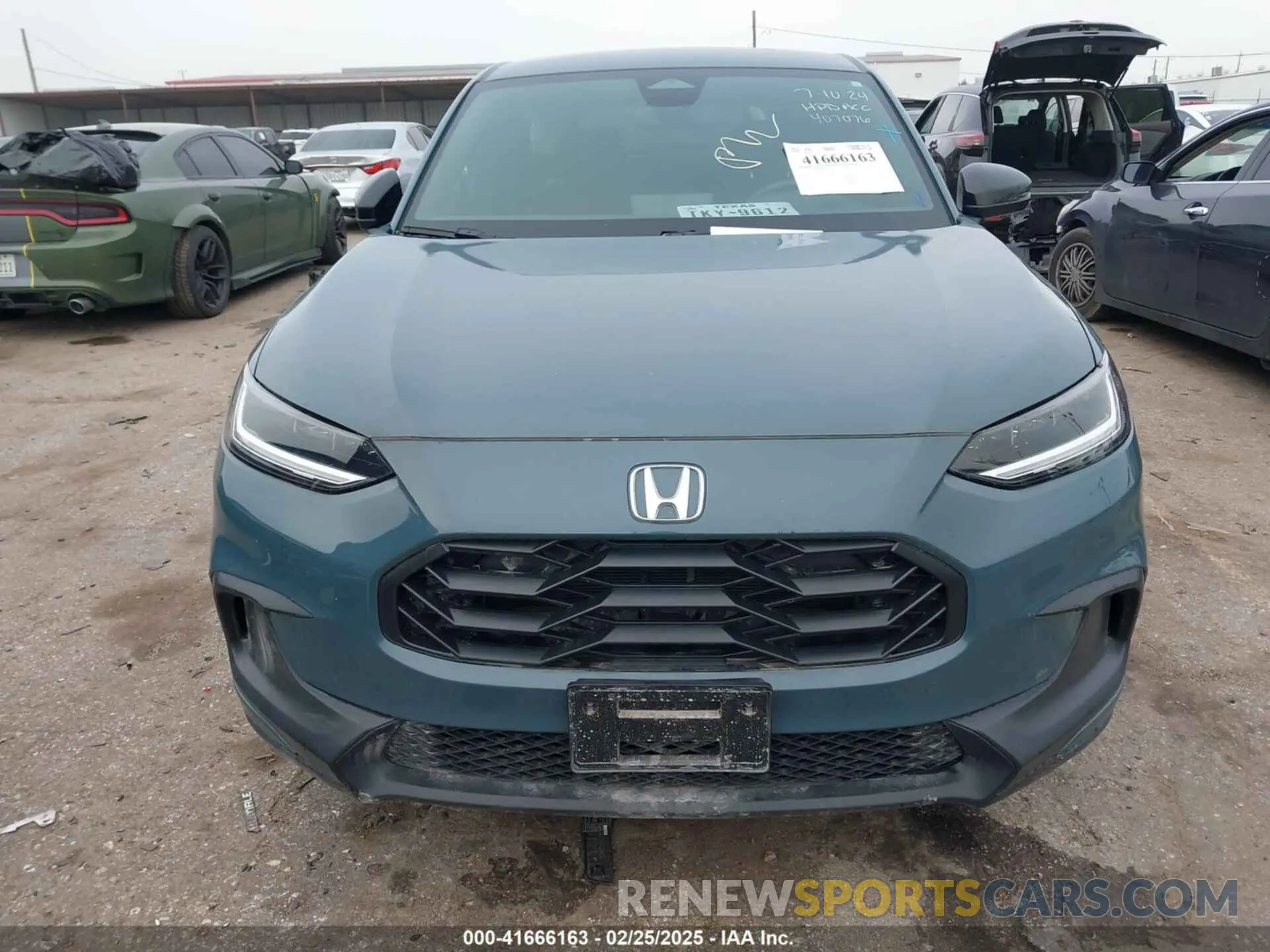 12 Photograph of a damaged car 3CZRZ1H5XRM717819 HONDA HR-V 2024