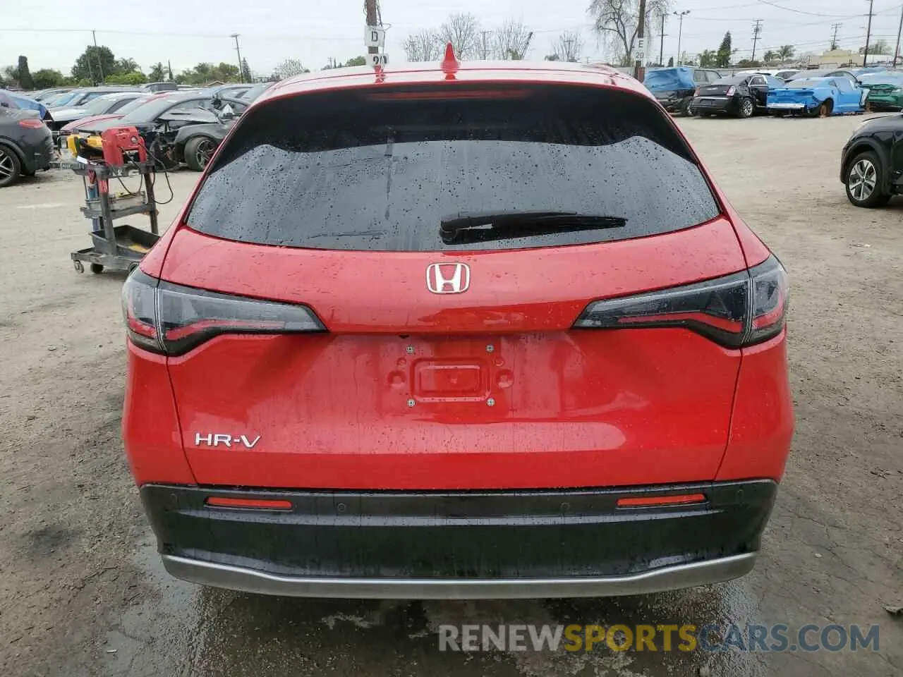 6 Photograph of a damaged car 3CZRZ1H70RM717703 HONDA HR-V 2024