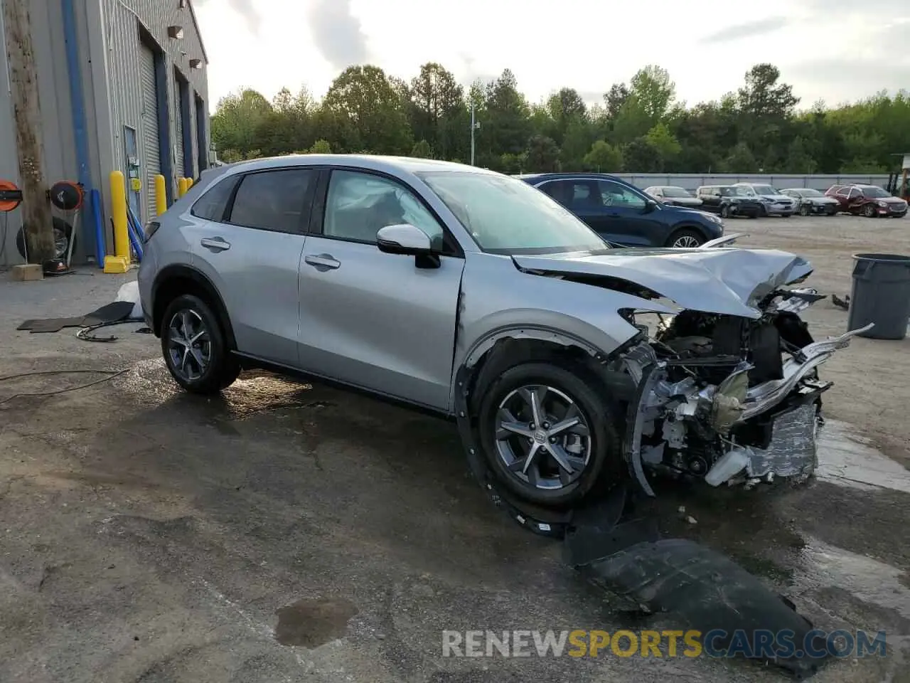 4 Photograph of a damaged car 3CZRZ1H71RM741377 HONDA HR-V 2024