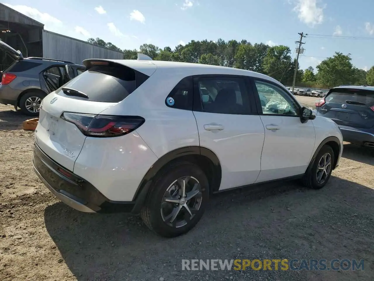 3 Photograph of a damaged car 3CZRZ1H75RM758554 HONDA HR-V 2024