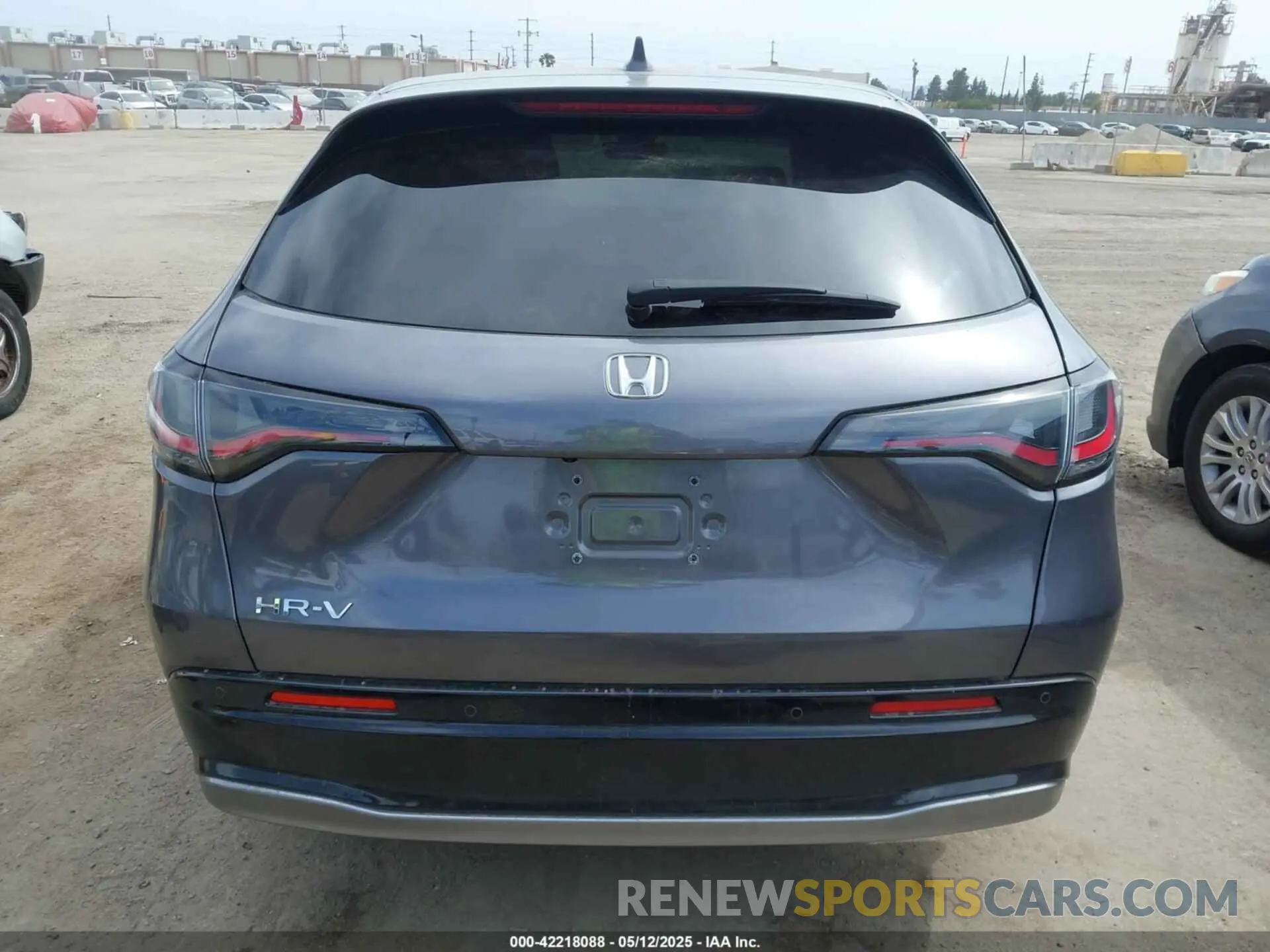 16 Photograph of a damaged car 3CZRZ1H76RM745067 HONDA HR-V 2024