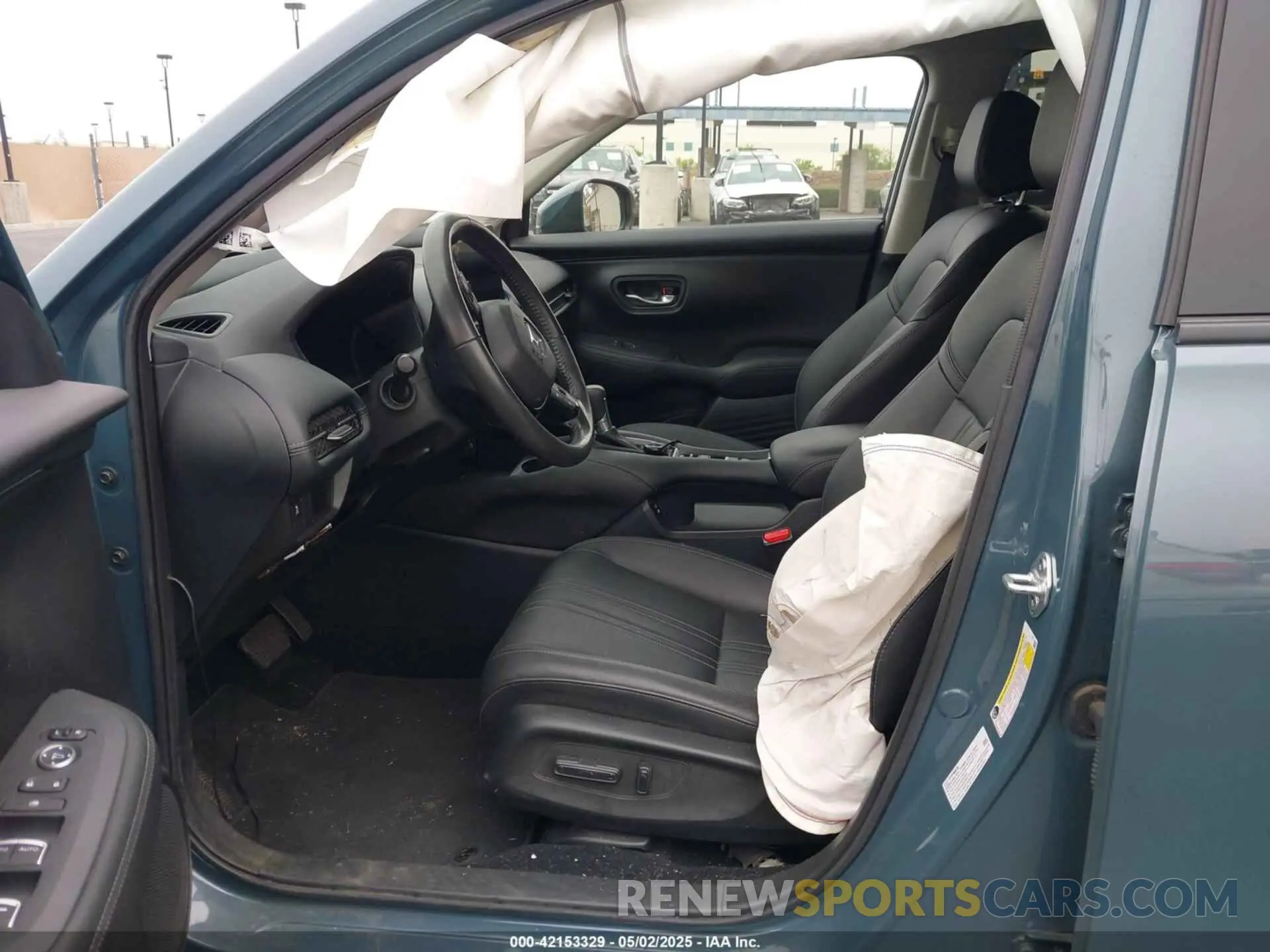 5 Photograph of a damaged car 3CZRZ1H79RM713648 HONDA HR-V 2024