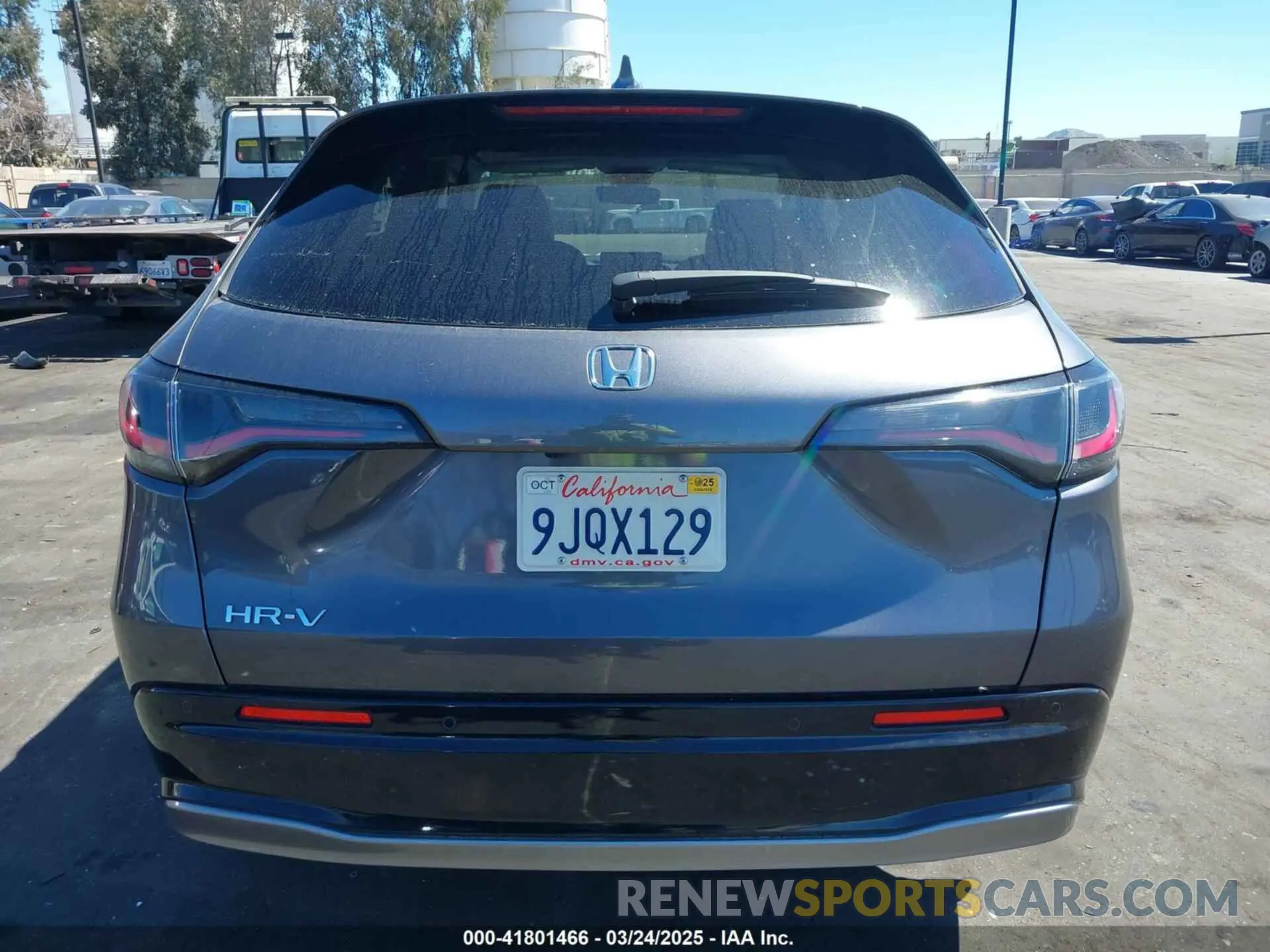 16 Photograph of a damaged car 3CZRZ1H7XRM715909 HONDA HR-V 2024