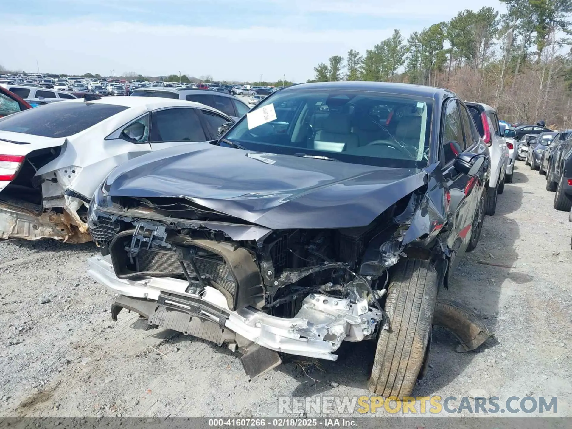 2 Фотография поврежденного автомобиля 3CZRZ1H7XRM758159 HONDA HR-V 2024