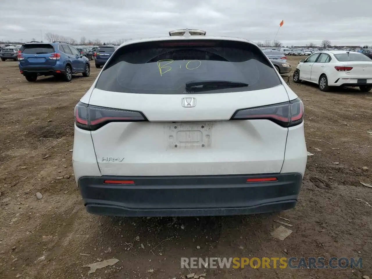 6 Photograph of a damaged car 3CZRZ2H30RM709023 HONDA HR-V 2024
