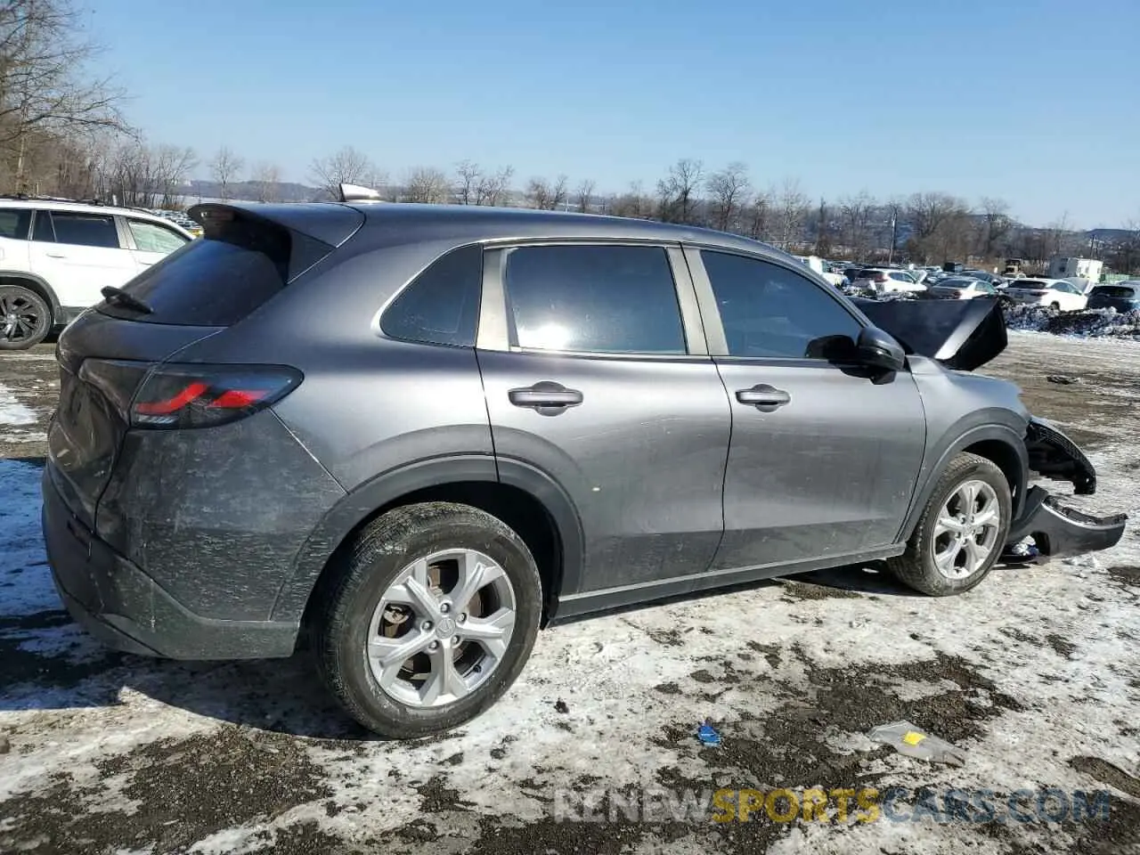 3 Photograph of a damaged car 3CZRZ2H30RM736416 HONDA HR-V 2024