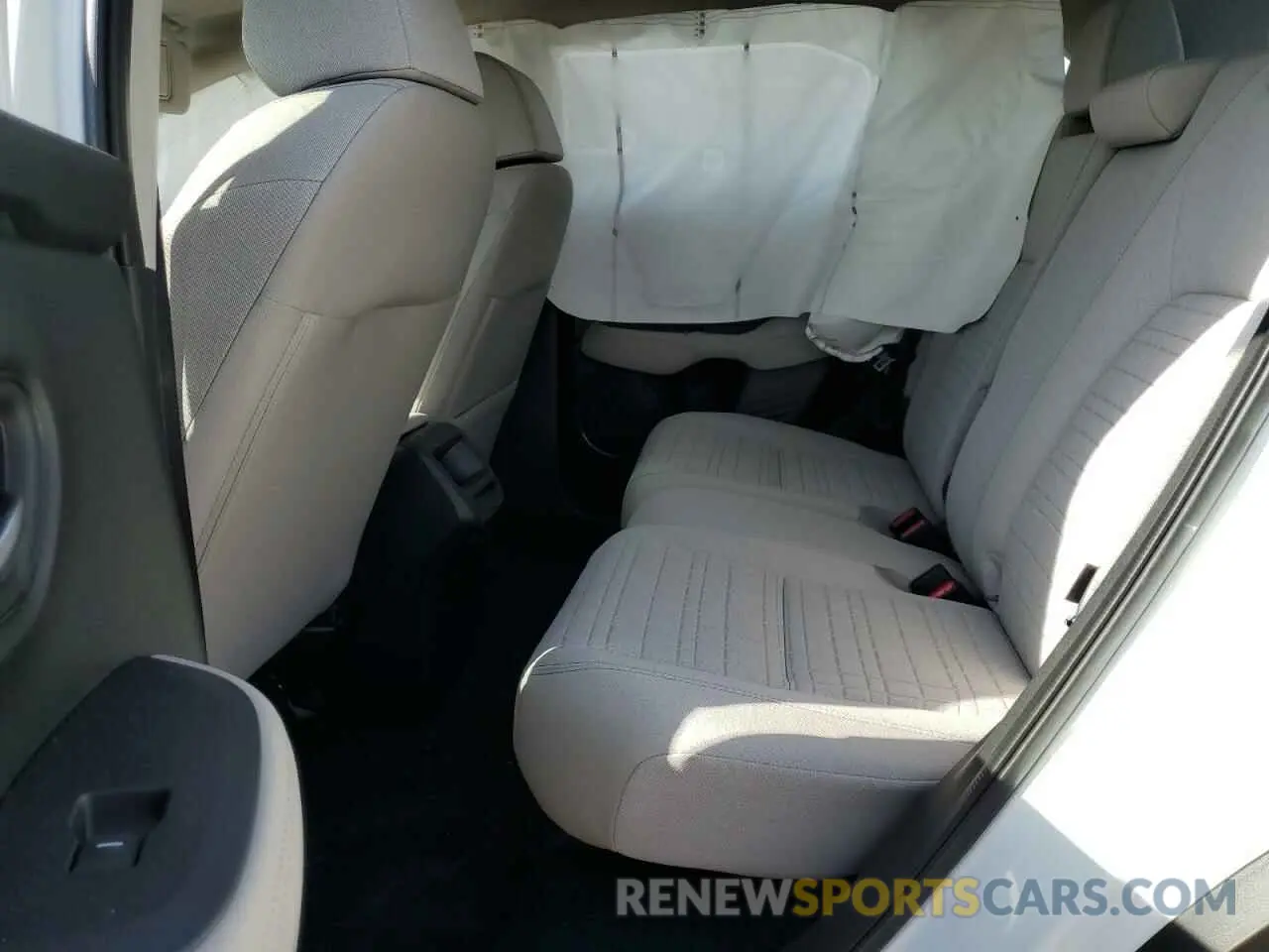 12 Photograph of a damaged car 3CZRZ2H30RM772719 HONDA HR-V 2024