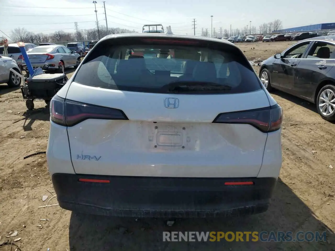 6 Photograph of a damaged car 3CZRZ2H30RM772719 HONDA HR-V 2024
