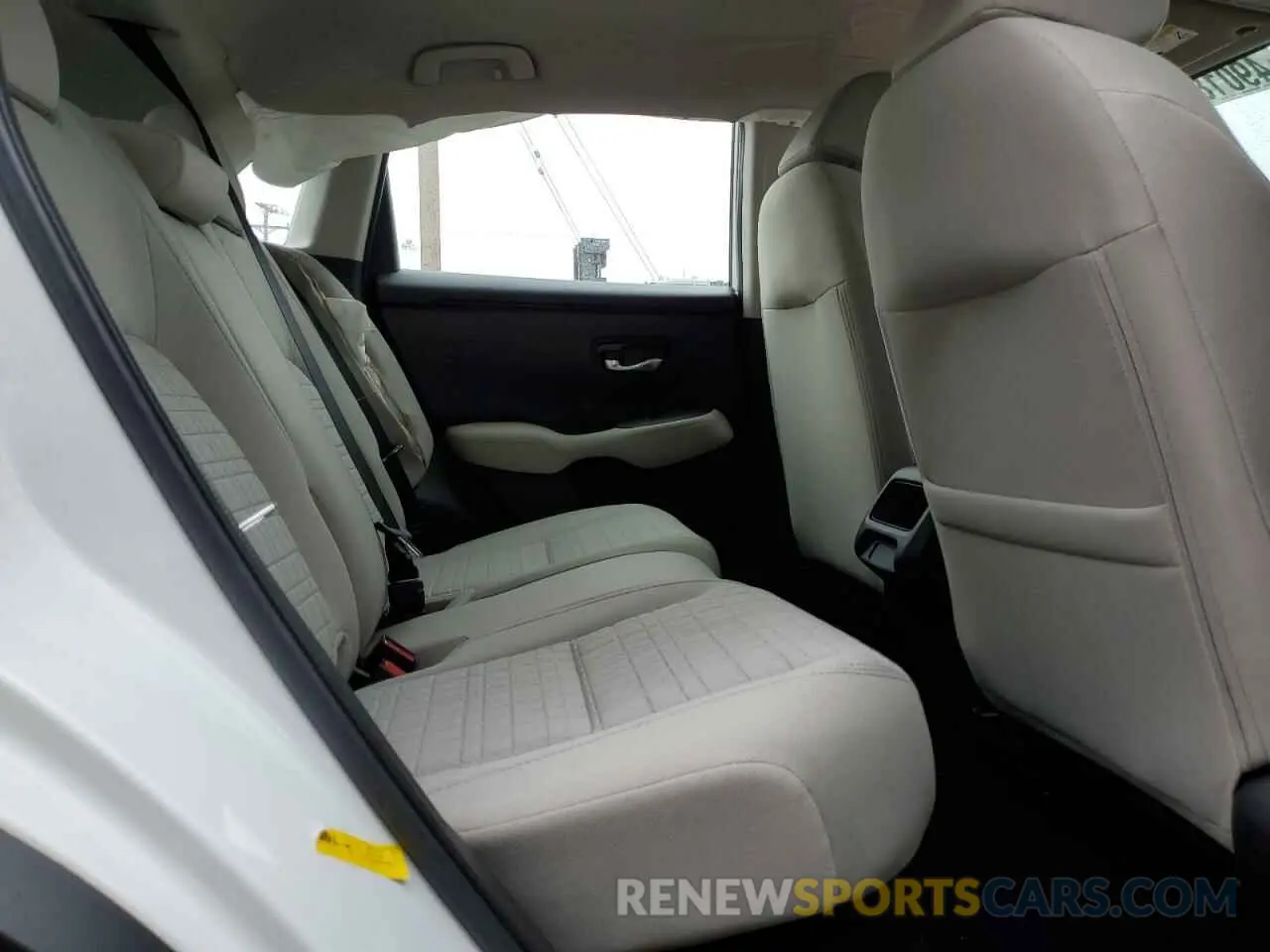 11 Photograph of a damaged car 3CZRZ2H31RM704462 HONDA HR-V 2024
