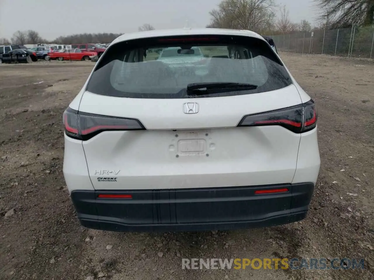 6 Photograph of a damaged car 3CZRZ2H31RM731676 HONDA HR-V 2024