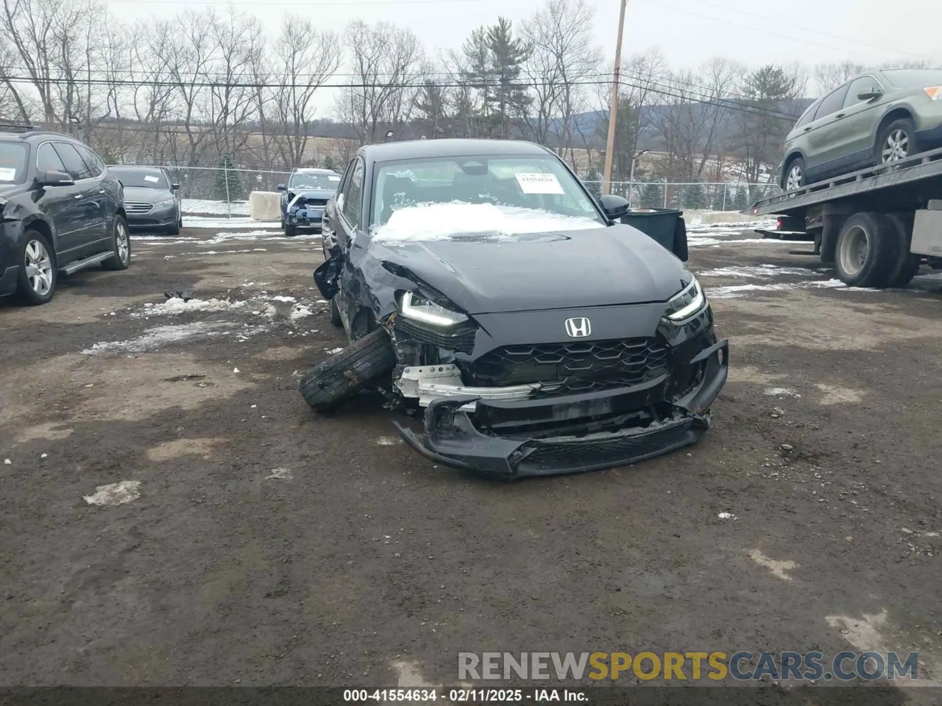 6 Photograph of a damaged car 3CZRZ2H31RM751605 HONDA HR-V 2024