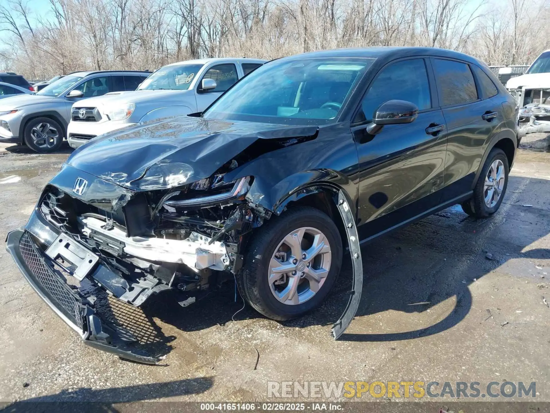 2 Photograph of a damaged car 3CZRZ2H32RM755985 HONDA HR-V 2024