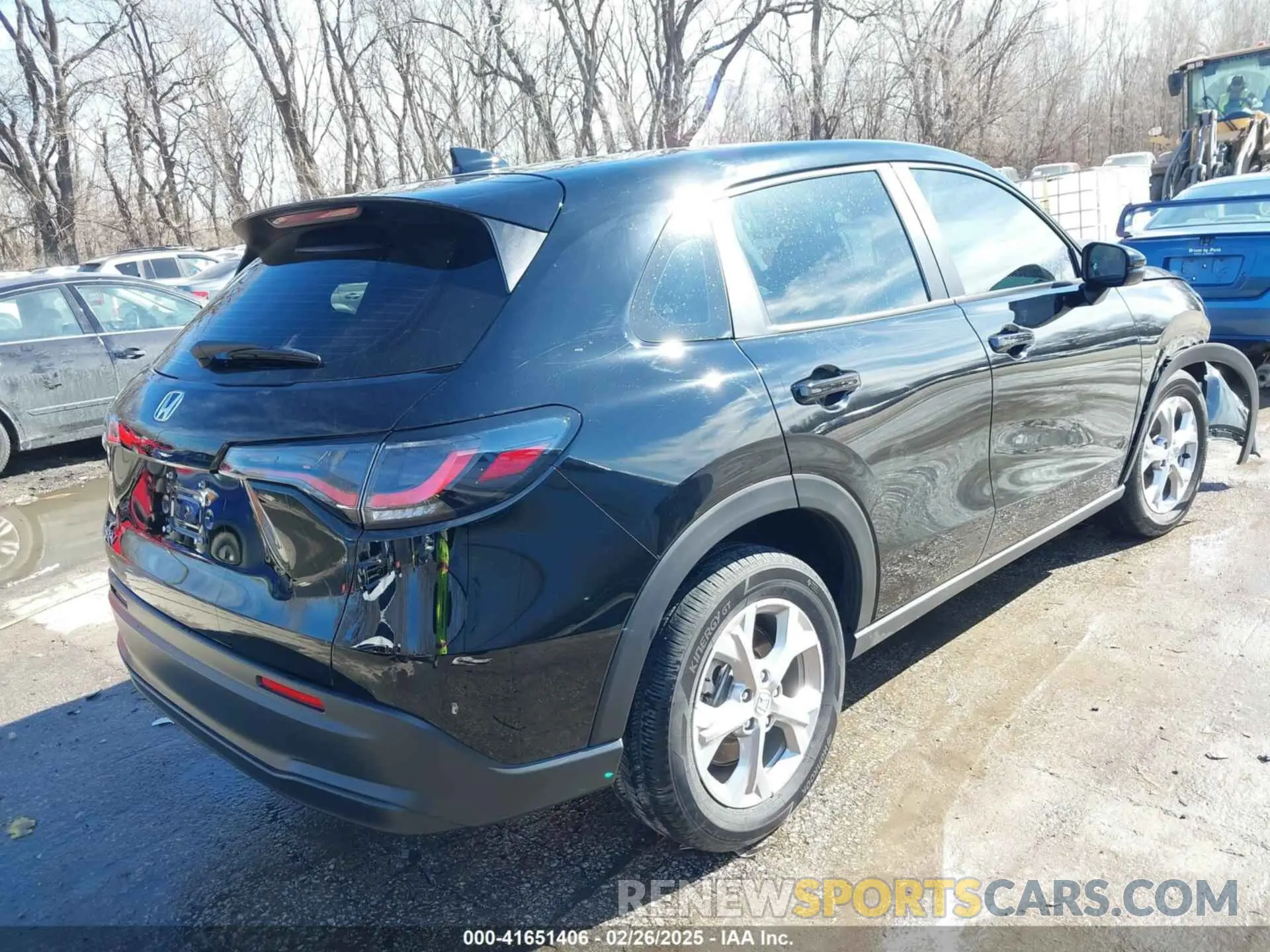 4 Photograph of a damaged car 3CZRZ2H32RM755985 HONDA HR-V 2024