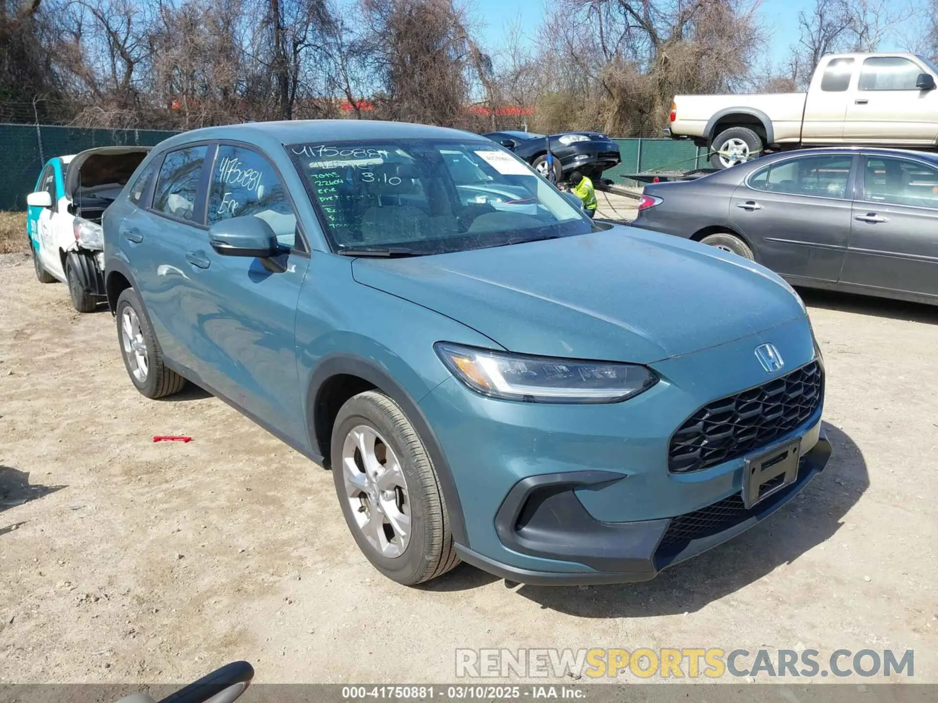 1 Photograph of a damaged car 3CZRZ2H33RM737561 HONDA HR-V 2024