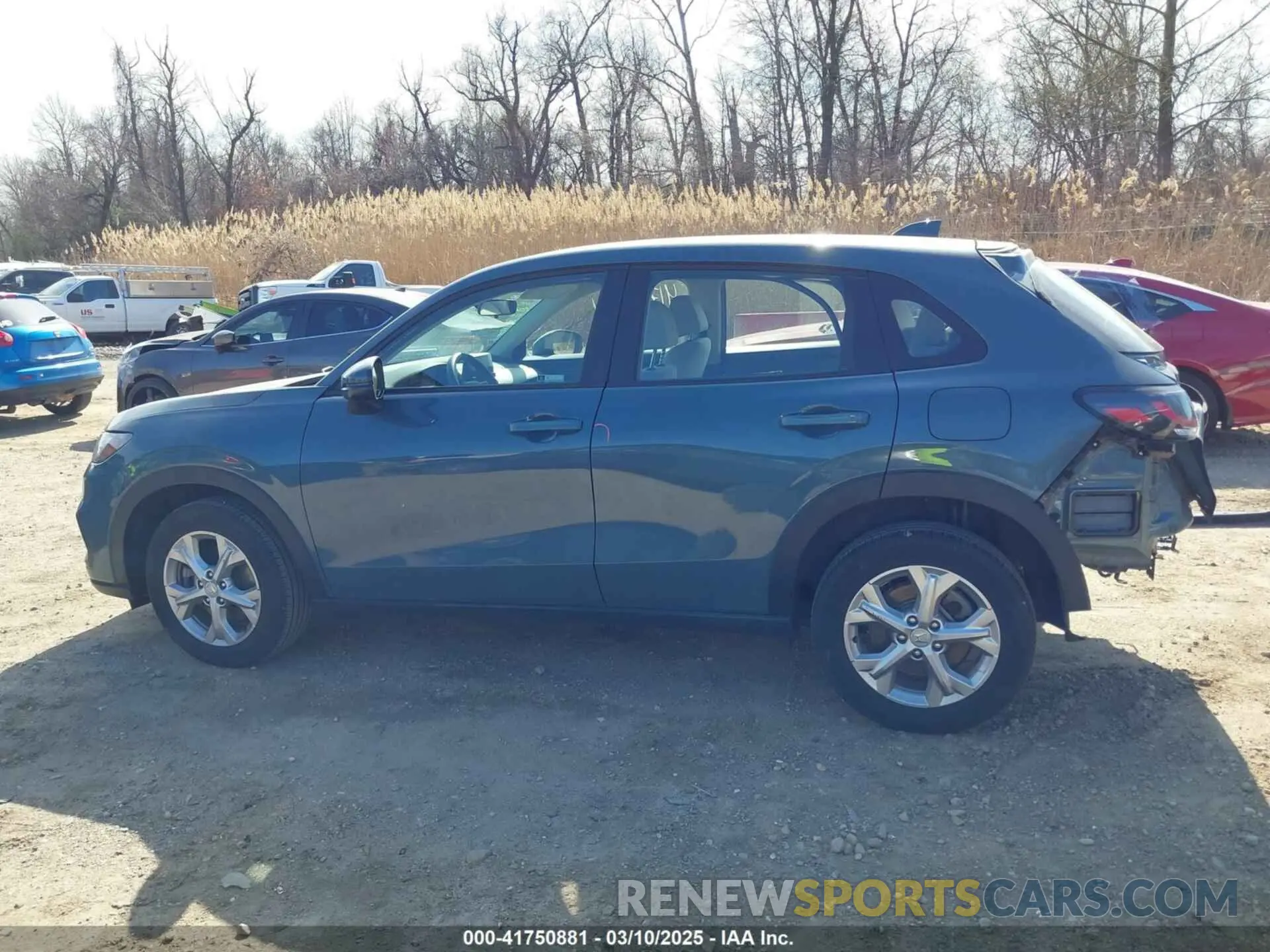 15 Photograph of a damaged car 3CZRZ2H33RM737561 HONDA HR-V 2024