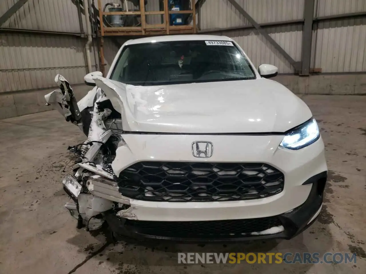 5 Photograph of a damaged car 3CZRZ2H34RM107354 HONDA HR-V 2024