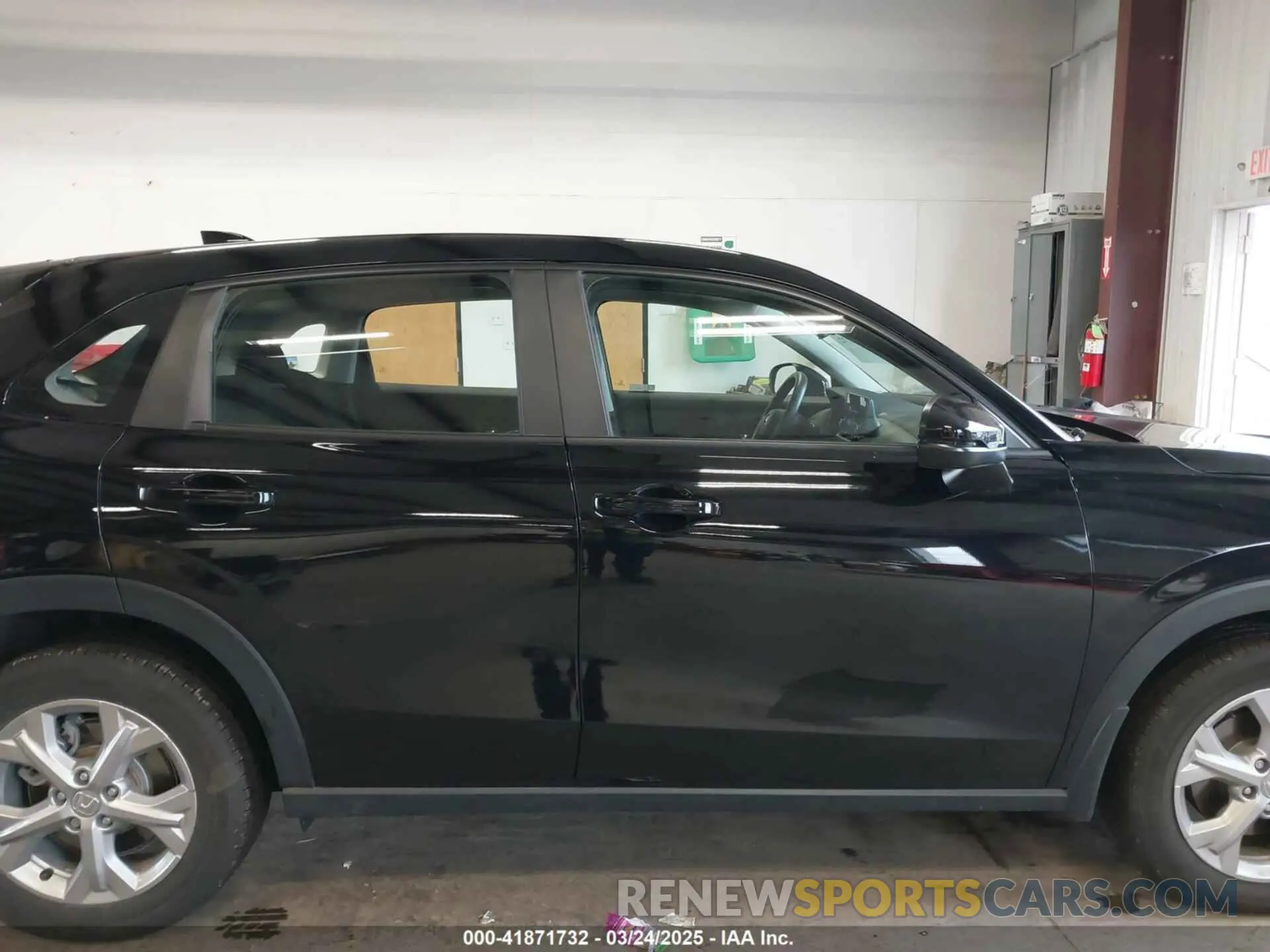 13 Photograph of a damaged car 3CZRZ2H34RM713799 HONDA HR-V 2024