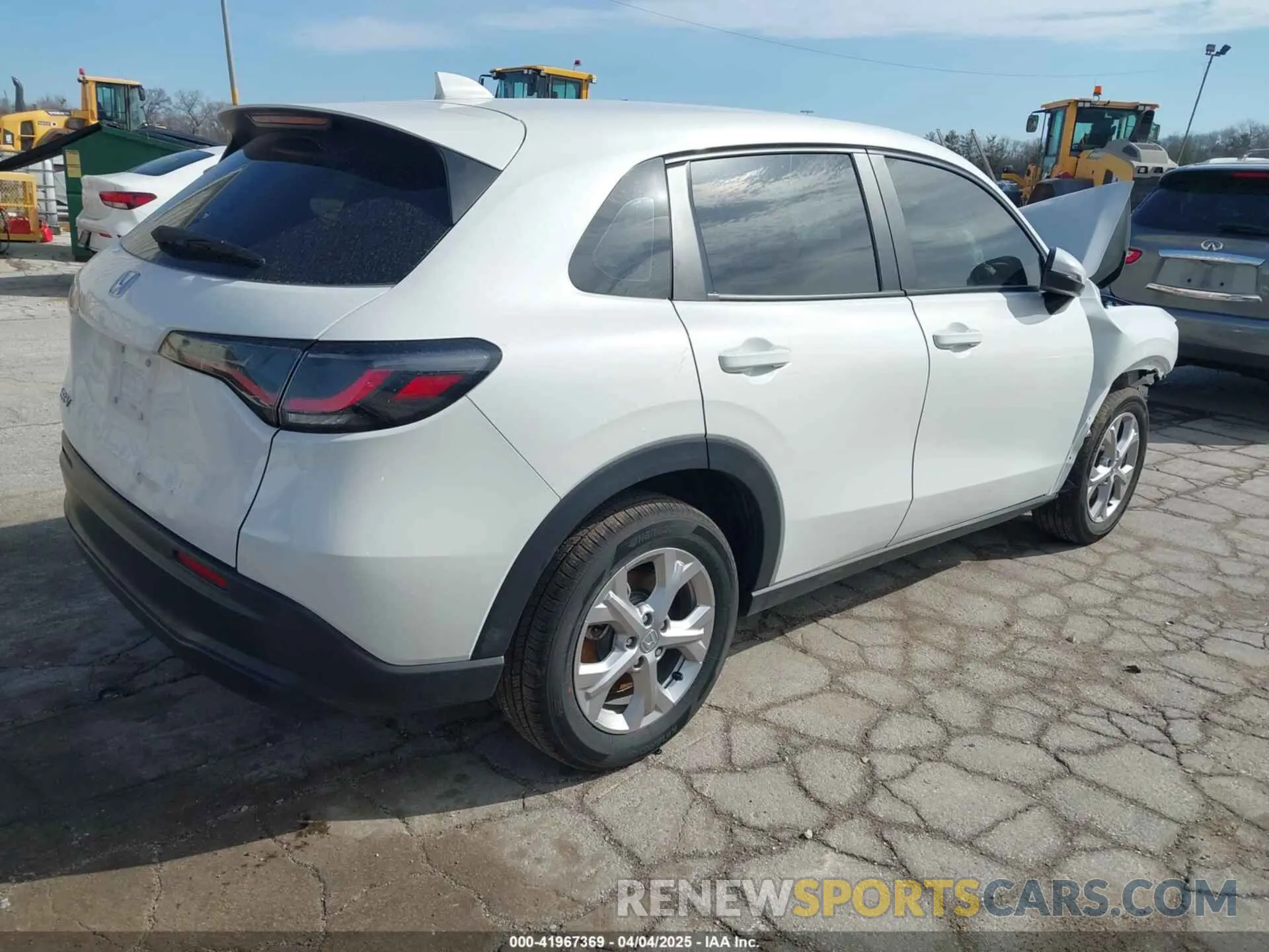 4 Фотография поврежденного автомобиля 3CZRZ2H34RM786705 HONDA HR-V 2024