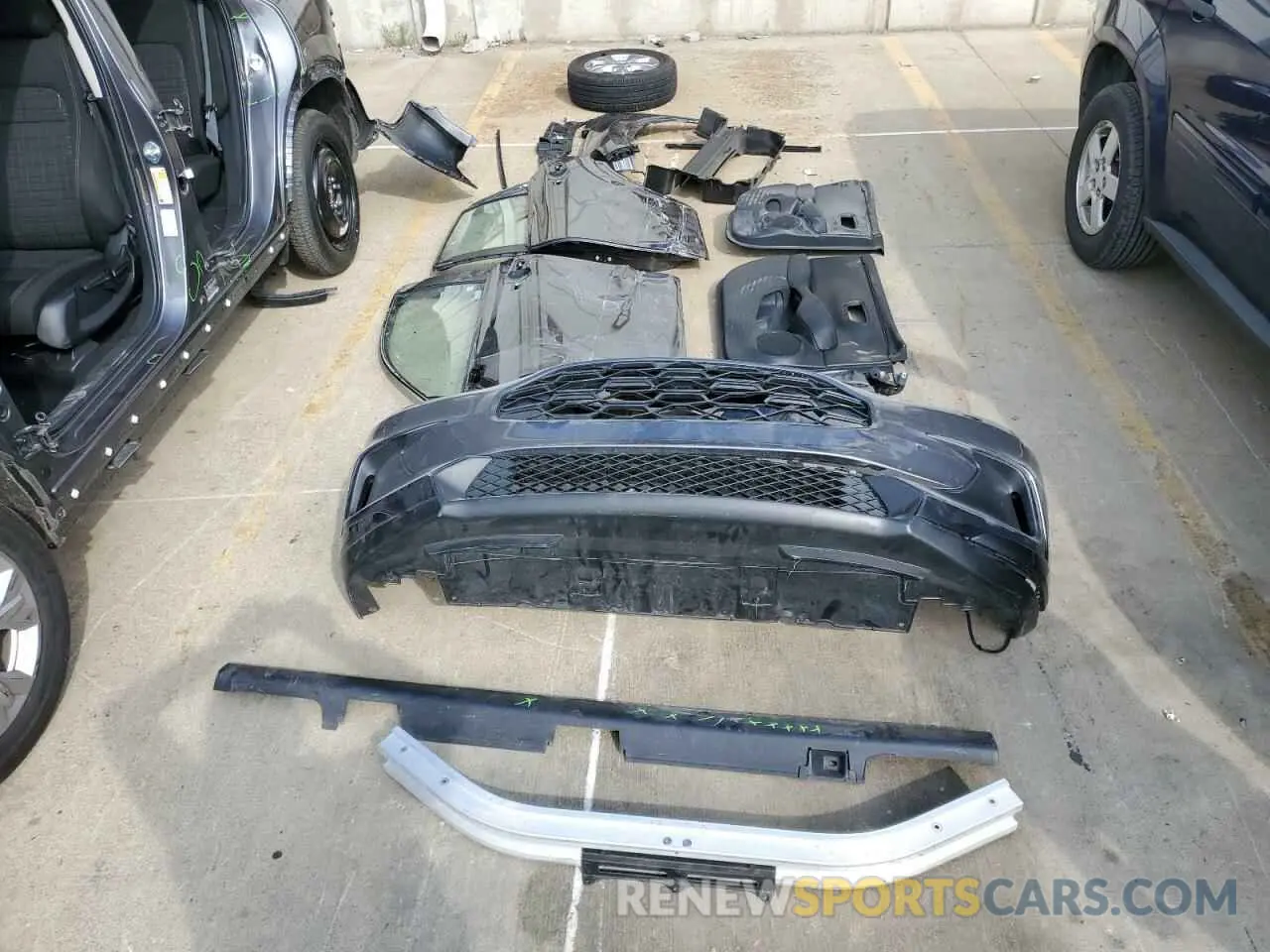 13 Photograph of a damaged car 3CZRZ2H35RM782792 HONDA HR-V 2024