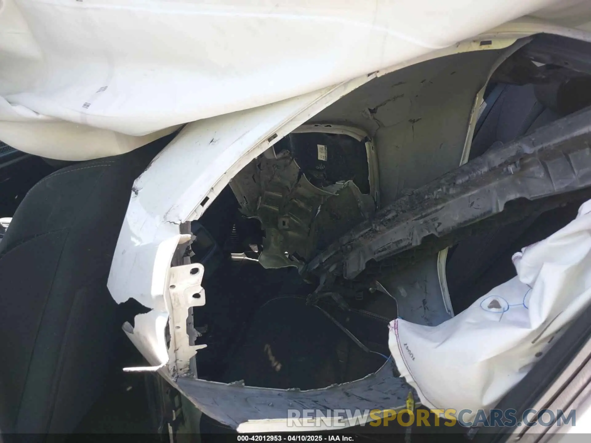 12 Фотография поврежденного автомобиля 3CZRZ2H36RM718311 HONDA HR-V 2024