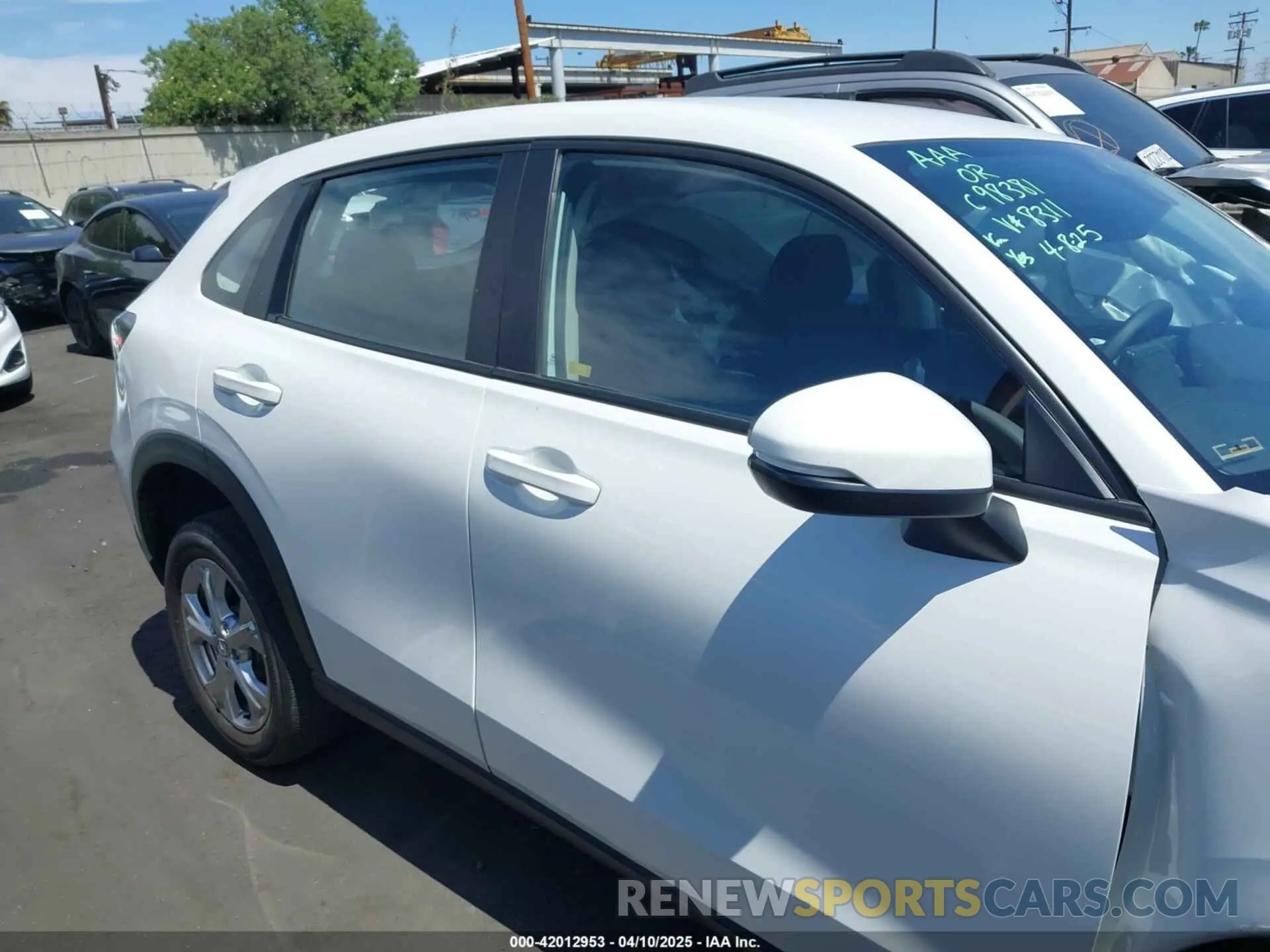 14 Фотография поврежденного автомобиля 3CZRZ2H36RM718311 HONDA HR-V 2024