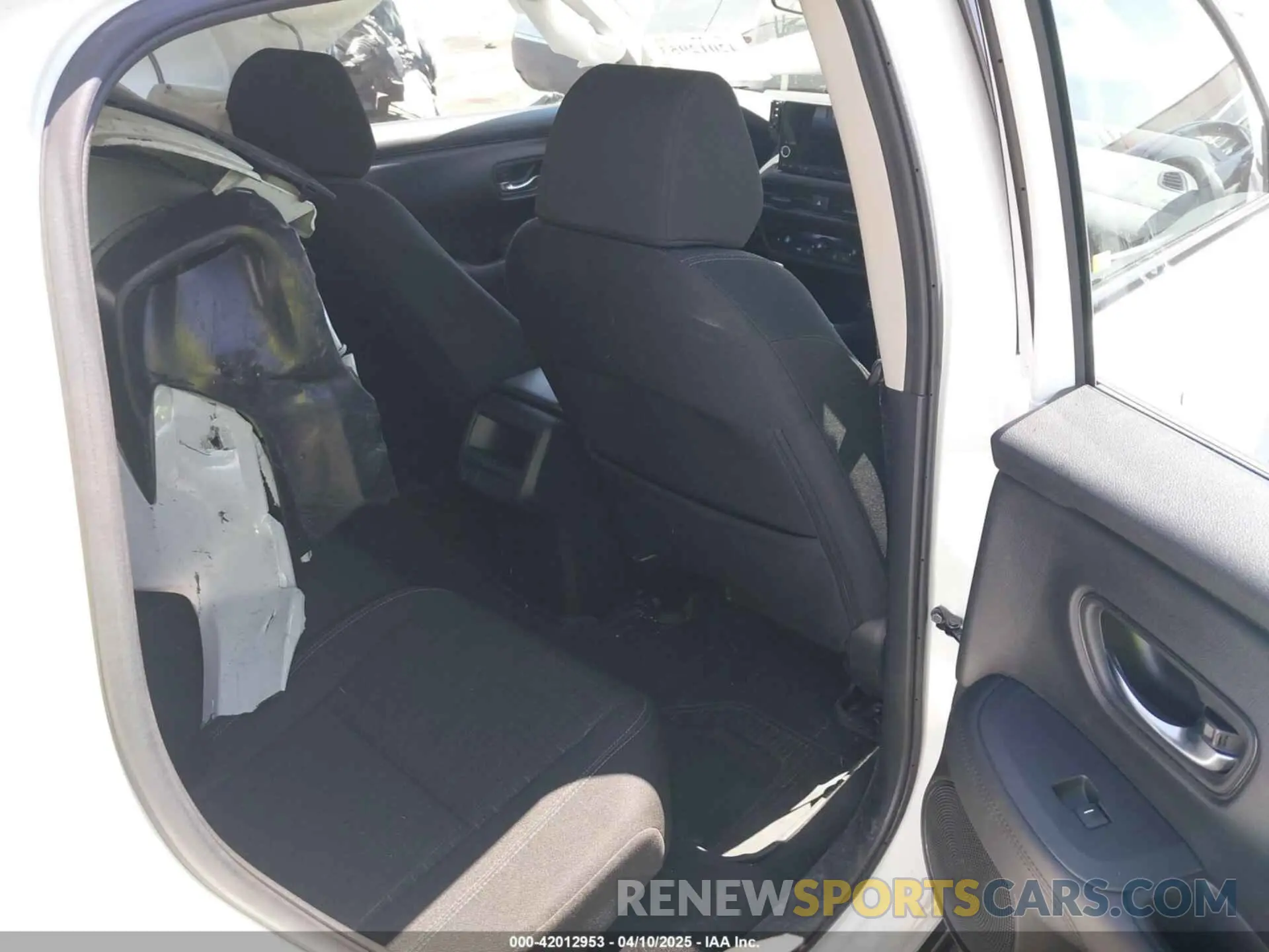 8 Фотография поврежденного автомобиля 3CZRZ2H36RM718311 HONDA HR-V 2024