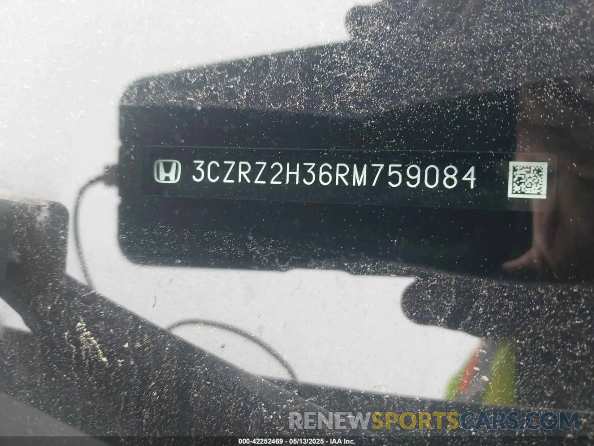 17 Фотография поврежденного автомобиля 3CZRZ2H36RM759084 HONDA HR-V 2024