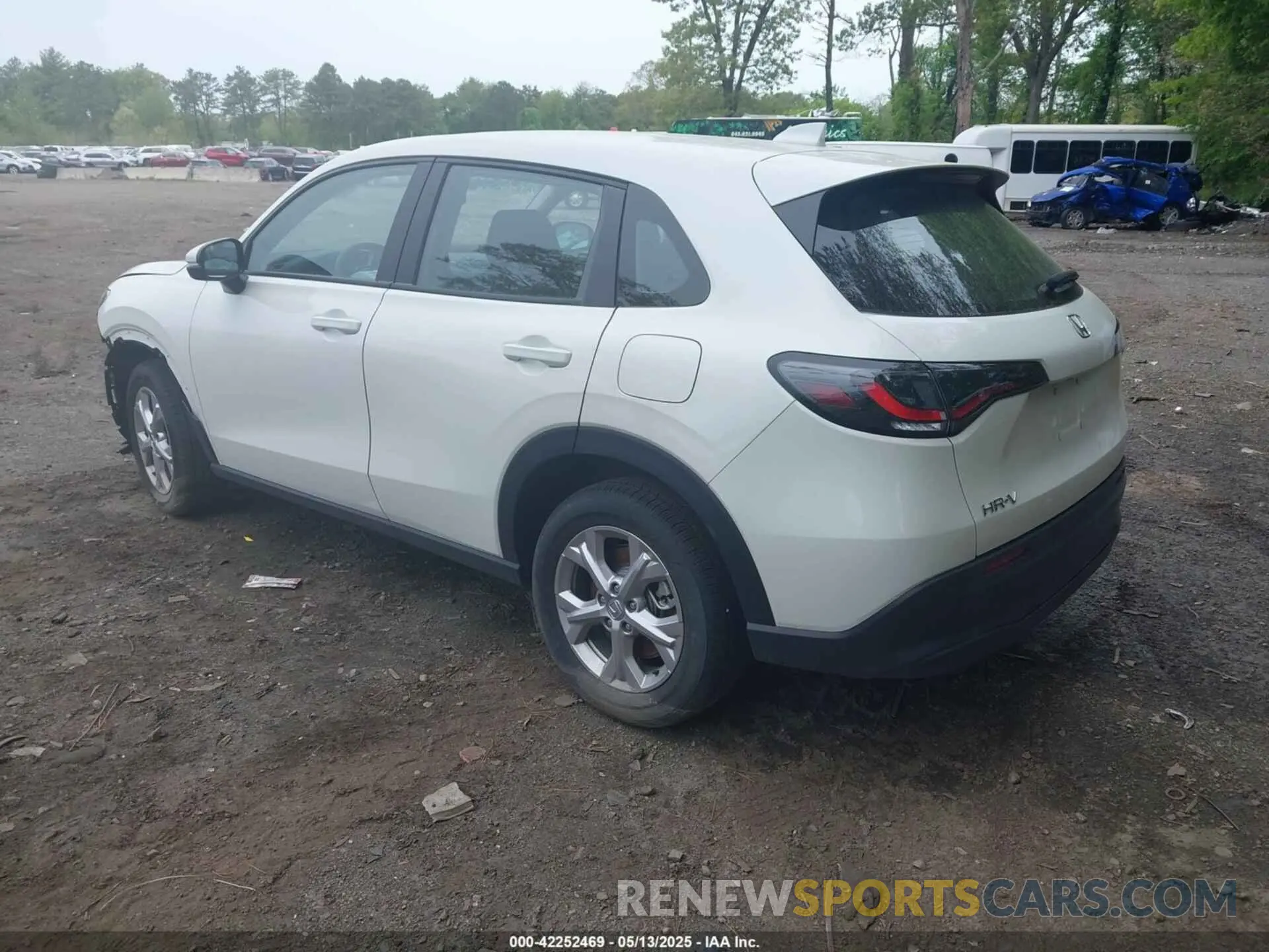 3 Фотография поврежденного автомобиля 3CZRZ2H36RM759084 HONDA HR-V 2024