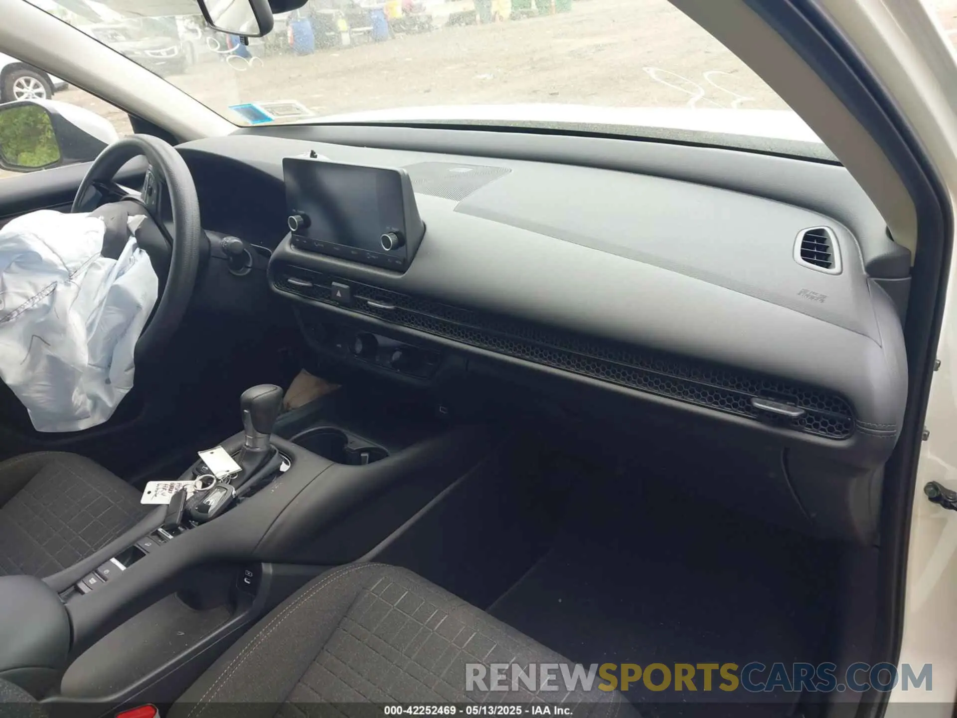 5 Фотография поврежденного автомобиля 3CZRZ2H36RM759084 HONDA HR-V 2024