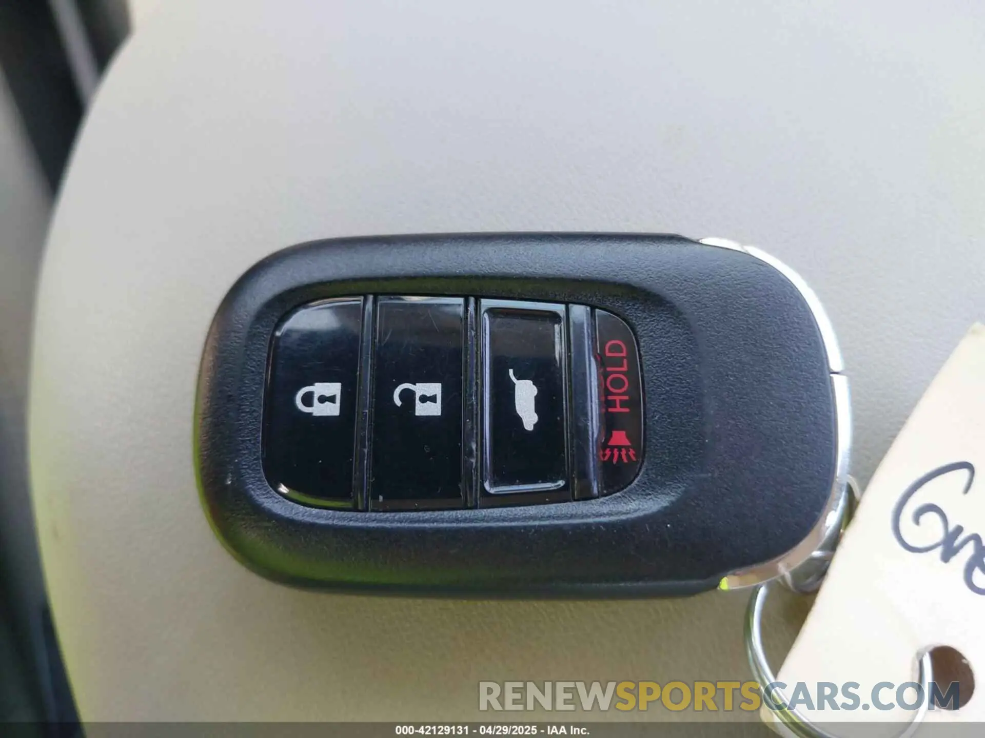 11 Photograph of a damaged car 3CZRZ2H37RM717412 HONDA HR-V 2024