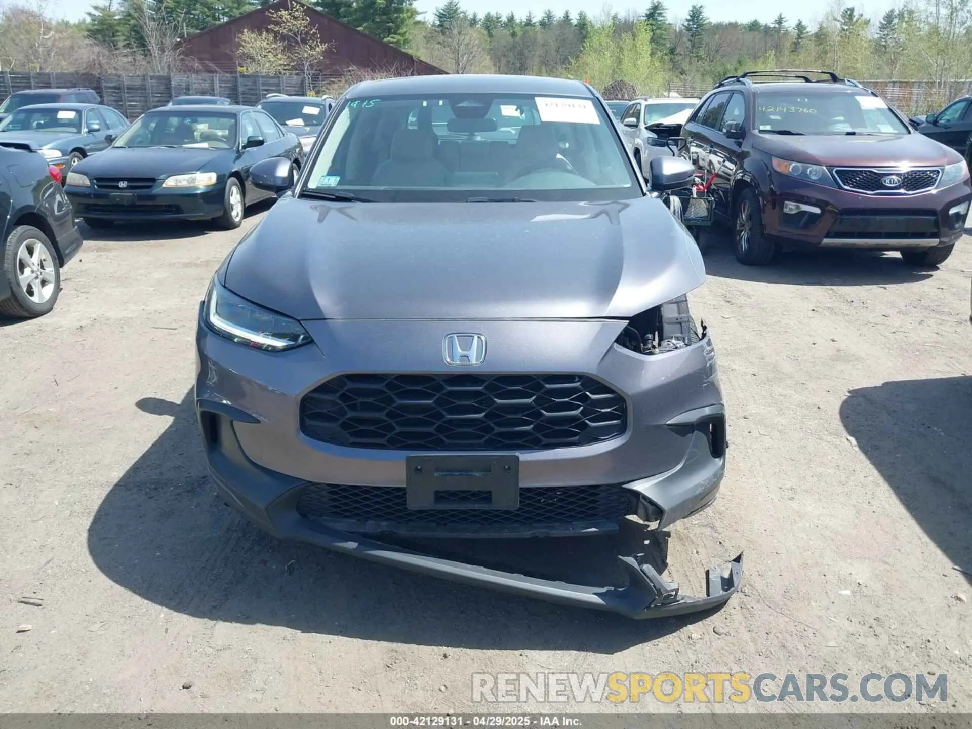 13 Photograph of a damaged car 3CZRZ2H37RM717412 HONDA HR-V 2024