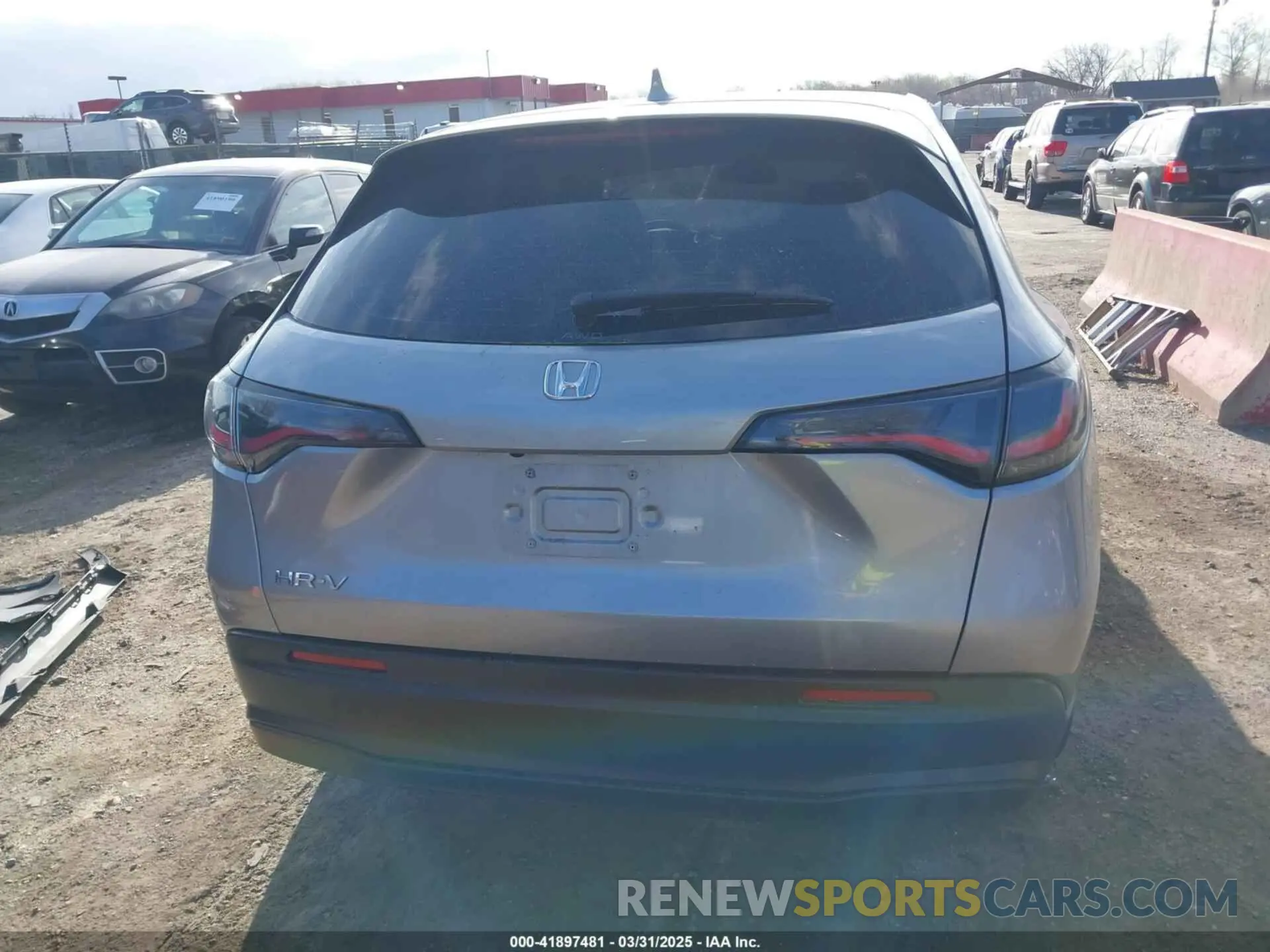 17 Фотография поврежденного автомобиля 3CZRZ2H39RM717198 HONDA HR-V 2024