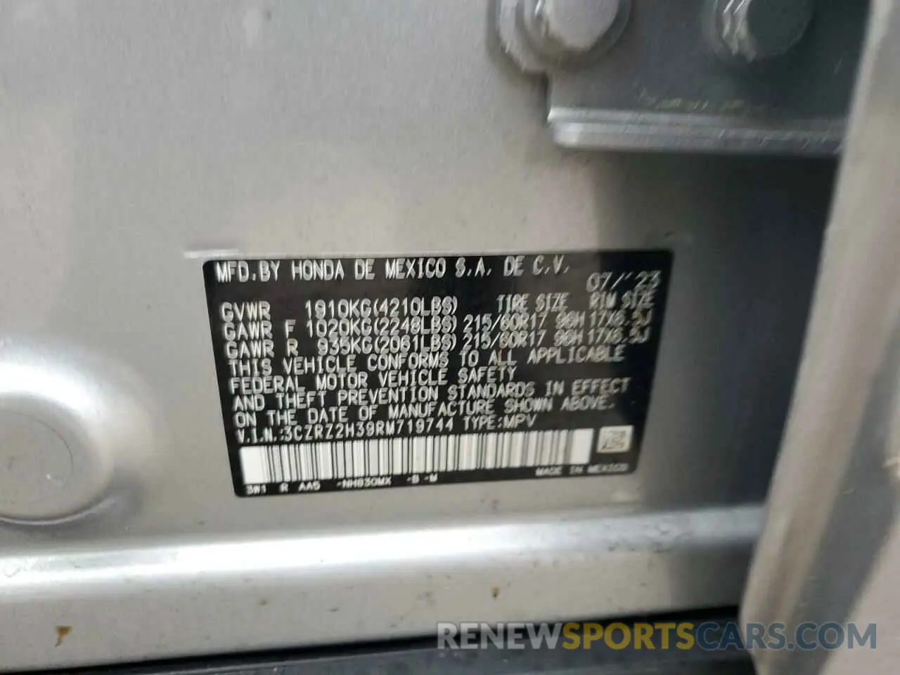 13 Photograph of a damaged car 3CZRZ2H39RM719744 HONDA HR-V 2024