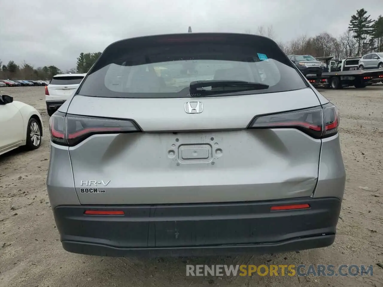 6 Photograph of a damaged car 3CZRZ2H39RM719744 HONDA HR-V 2024