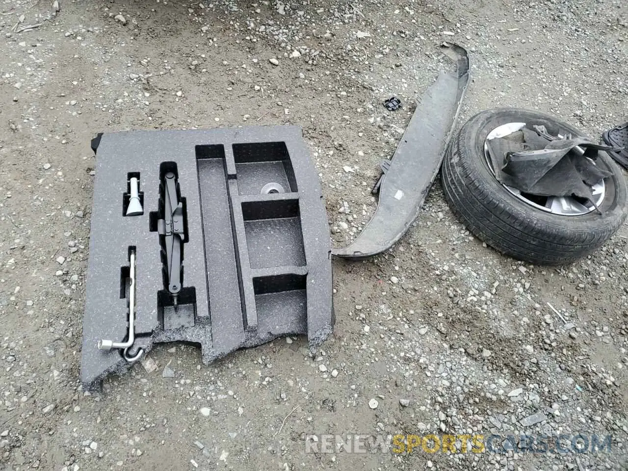 13 Photograph of a damaged car 3CZRZ2H3XRM717727 HONDA HR-V 2024