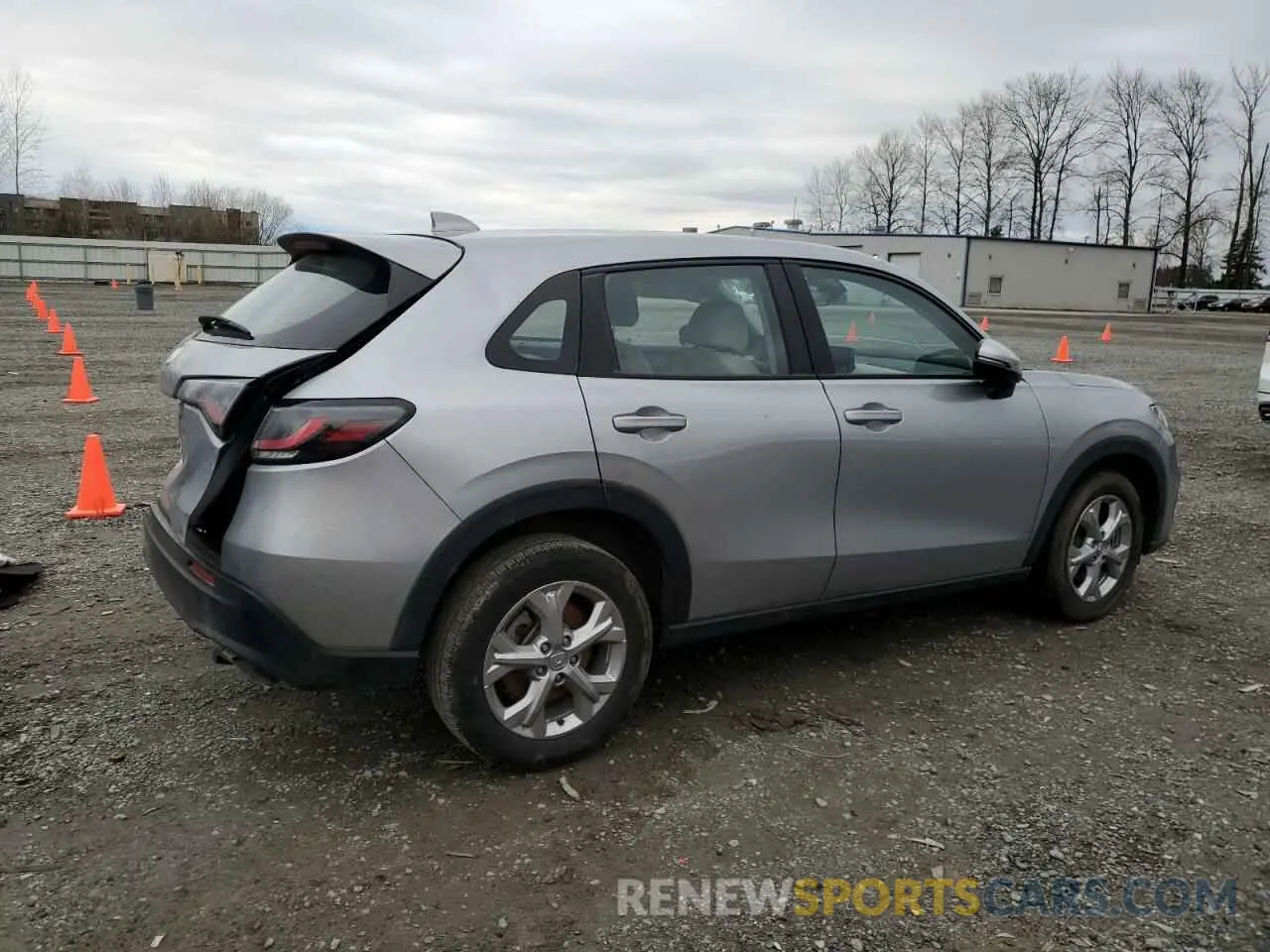 3 Photograph of a damaged car 3CZRZ2H3XRM717727 HONDA HR-V 2024
