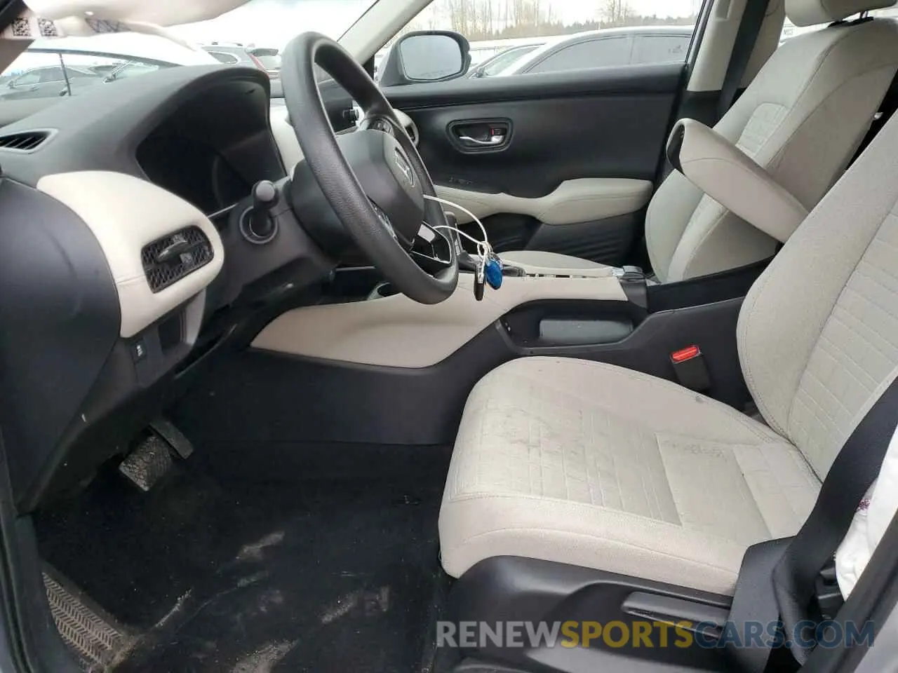 7 Photograph of a damaged car 3CZRZ2H3XRM717727 HONDA HR-V 2024