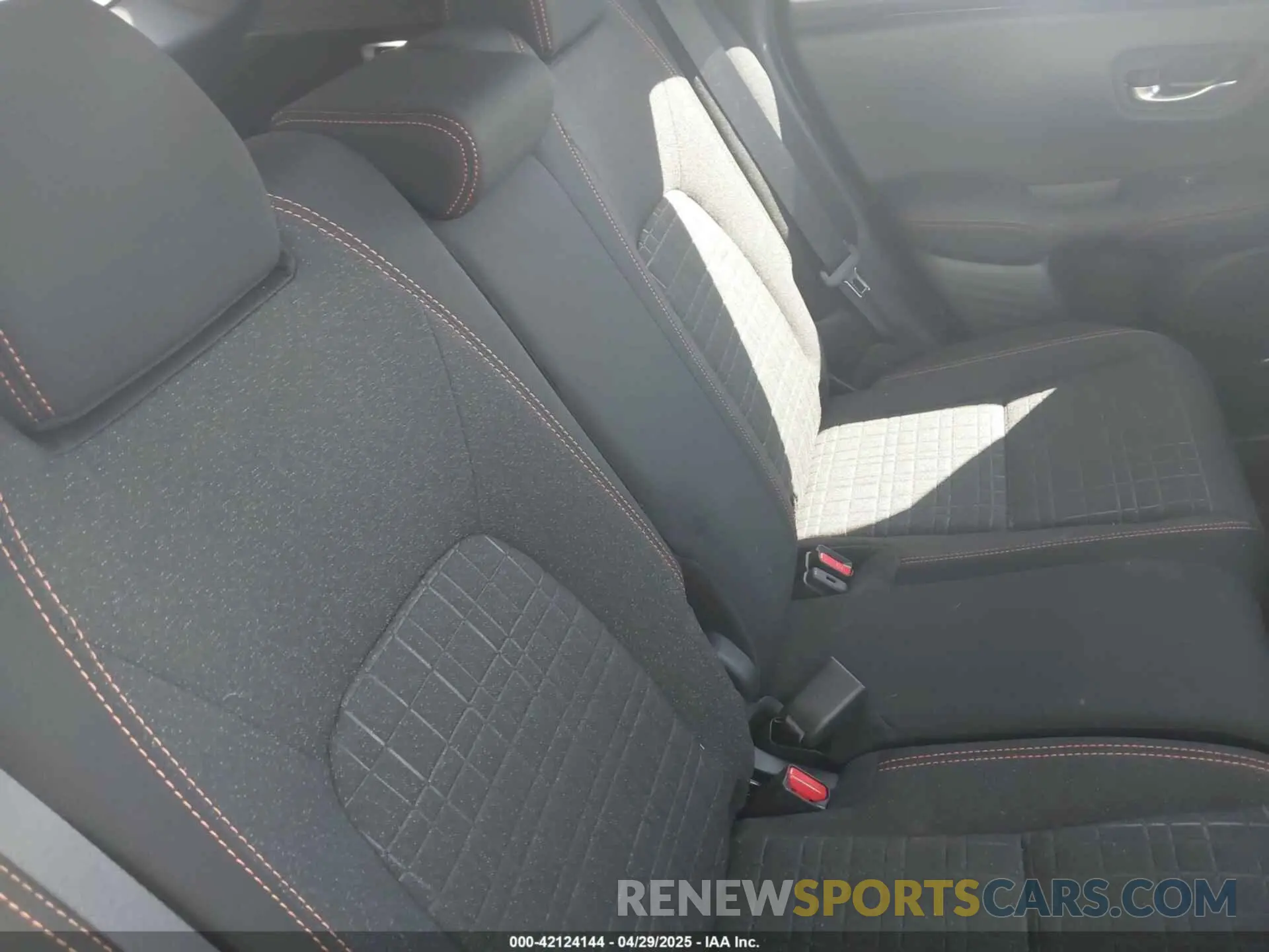 8 Фотография поврежденного автомобиля 3CZRZ2H50RM765321 HONDA HR-V 2024